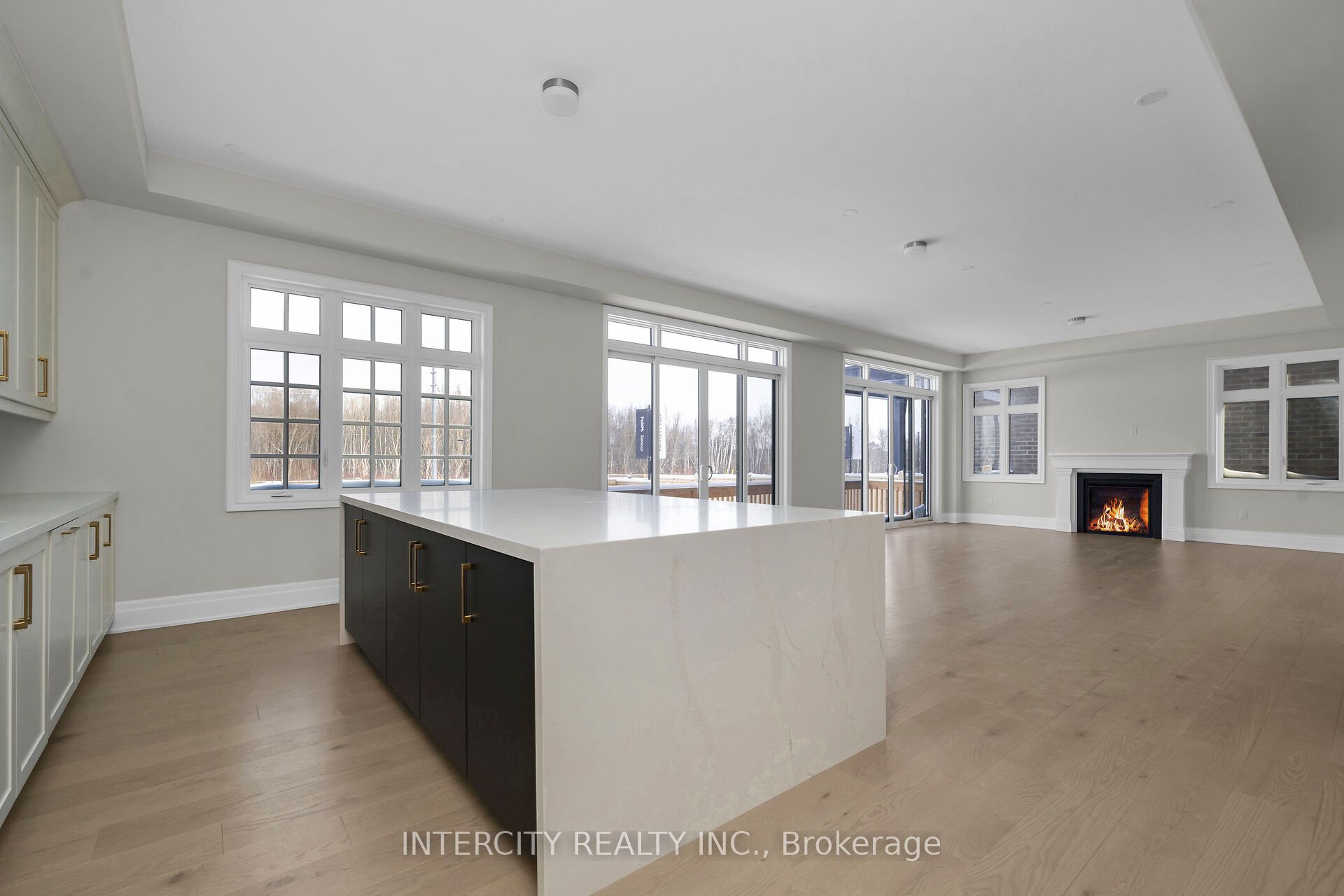 8 Heart Lake Circle Property Photo 19