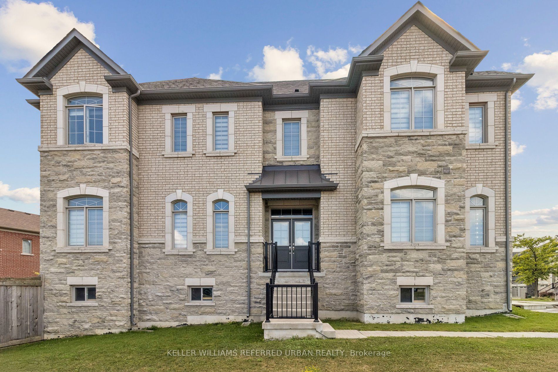 54 Leary Crescent Property Photo 3