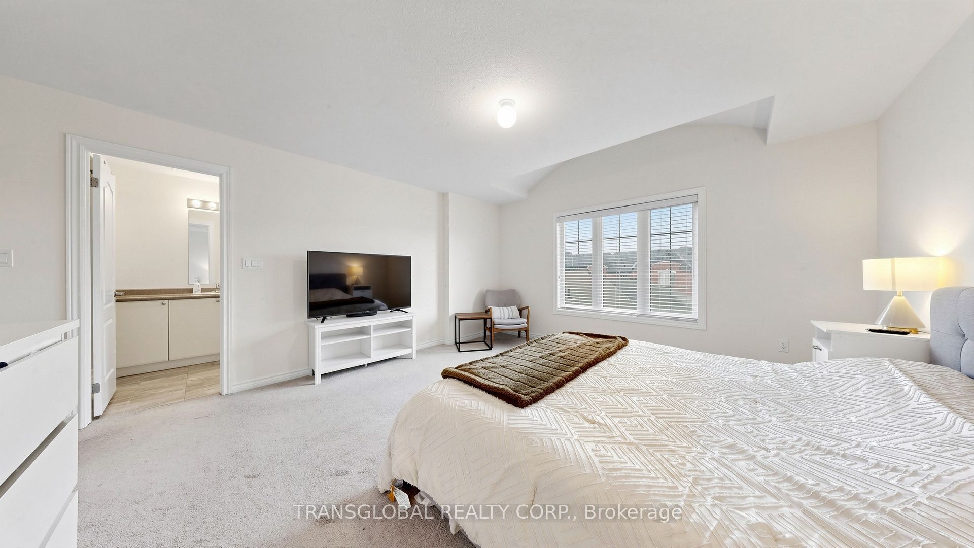 181 Beechborough Crescent Property Photo 22