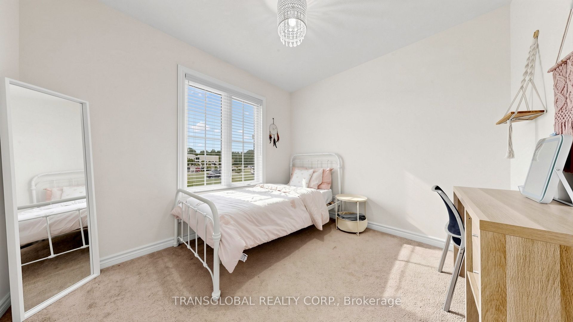 181 Beechborough Crescent Property Photo 25