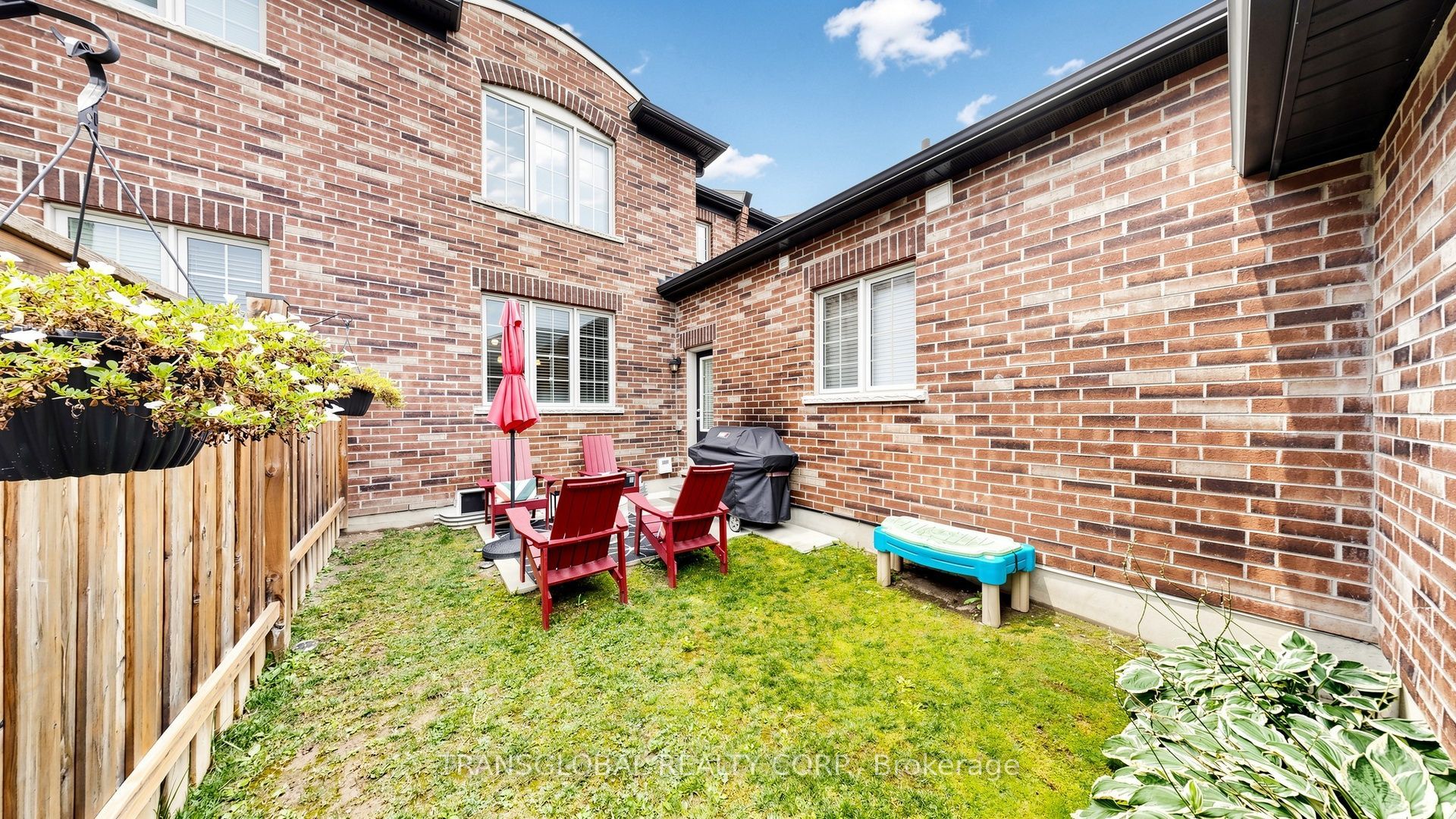 181 Beechborough Crescent Property Photo 30