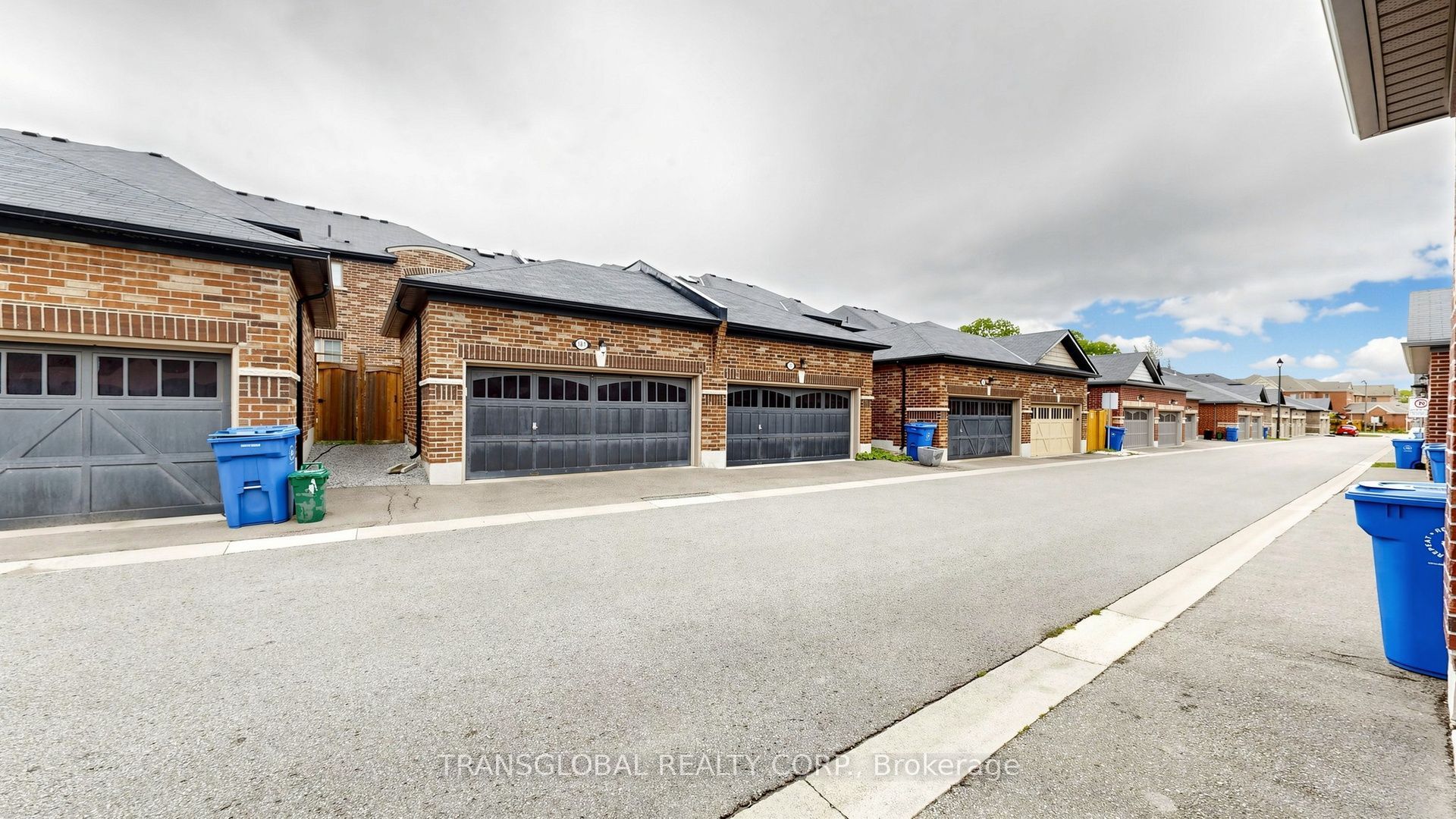 181 Beechborough Crescent Property Photo 32