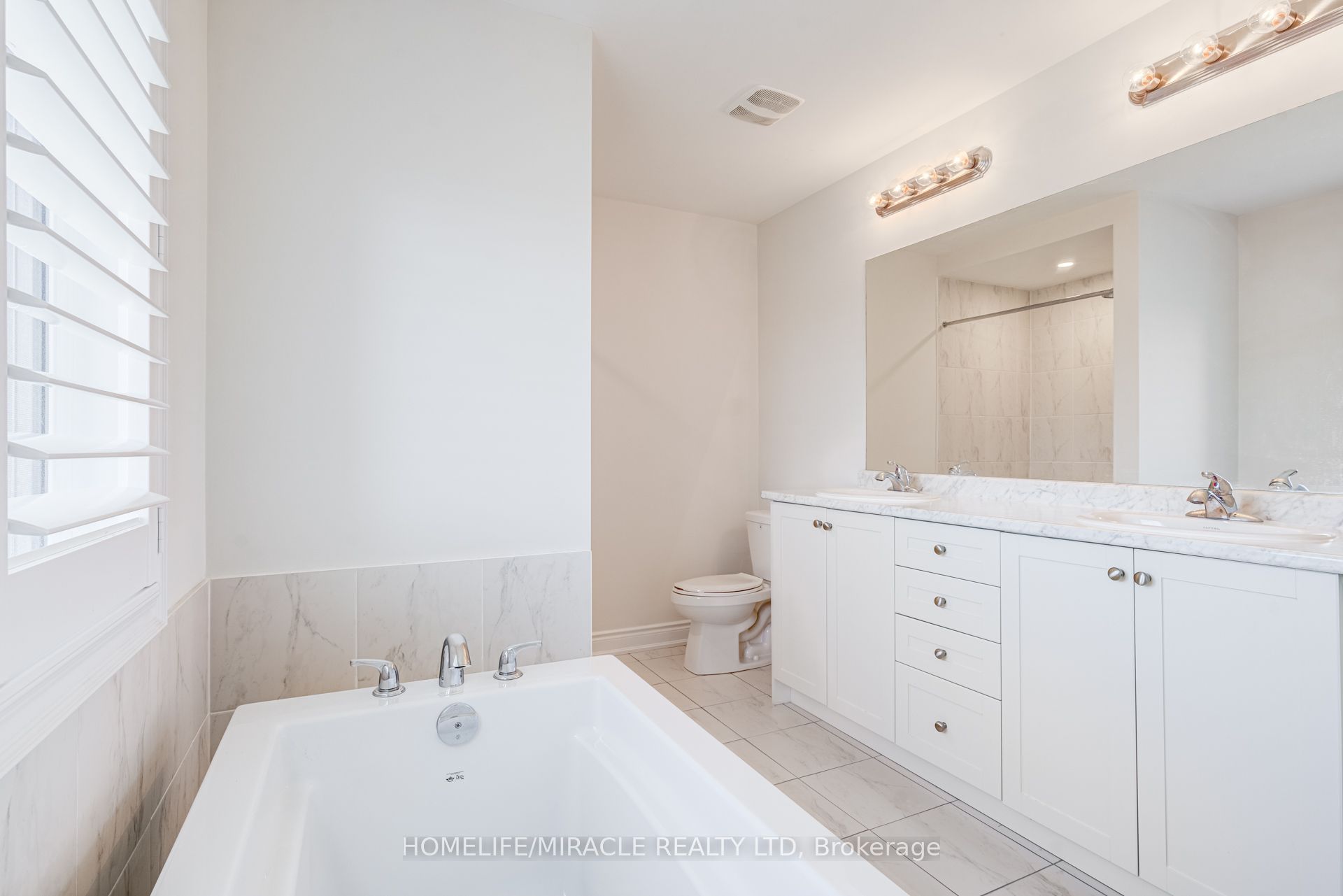 25 Lorne Thomas Place Property Photo 23