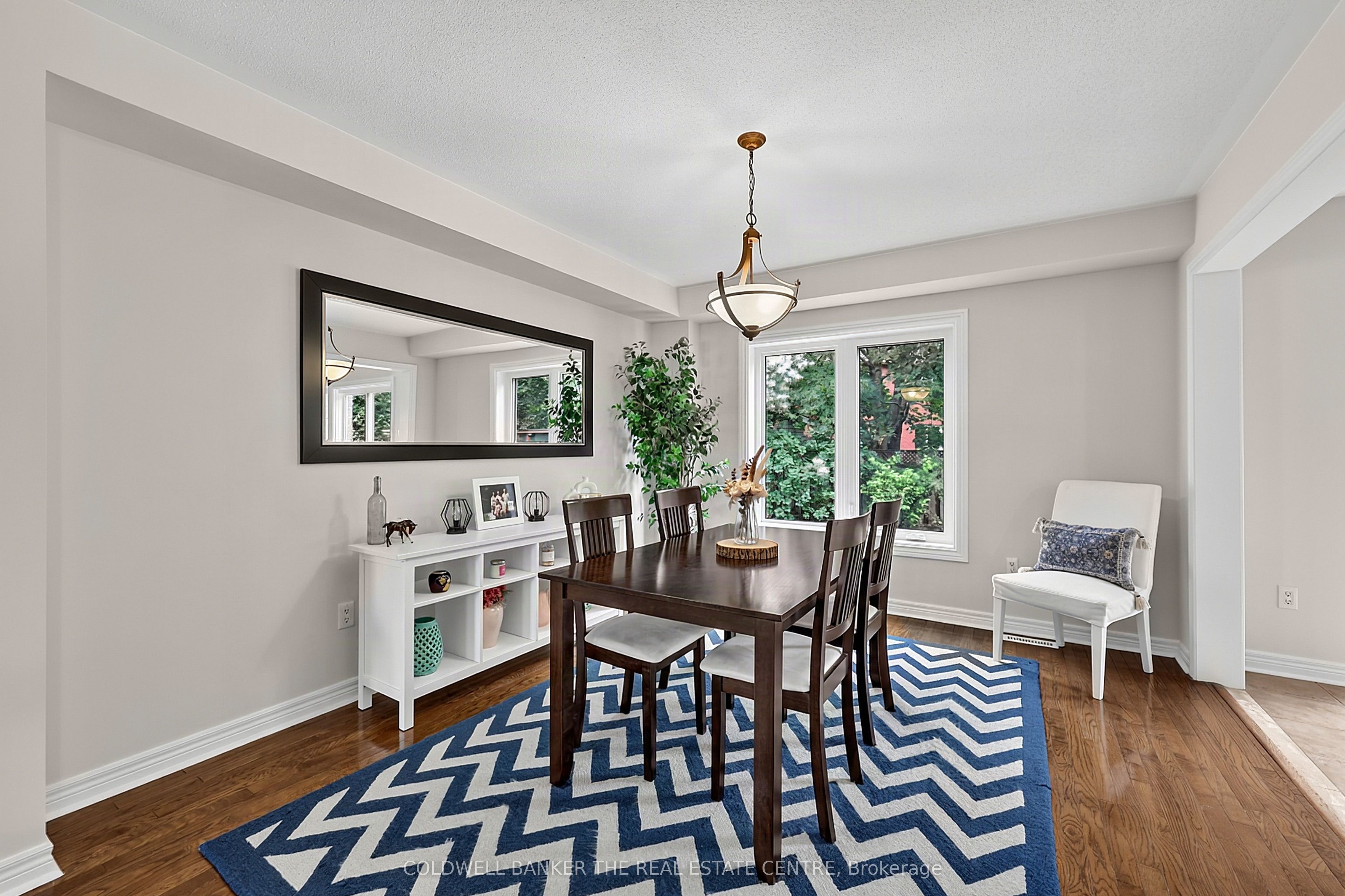 37 Rainbow Court Property Photo 10