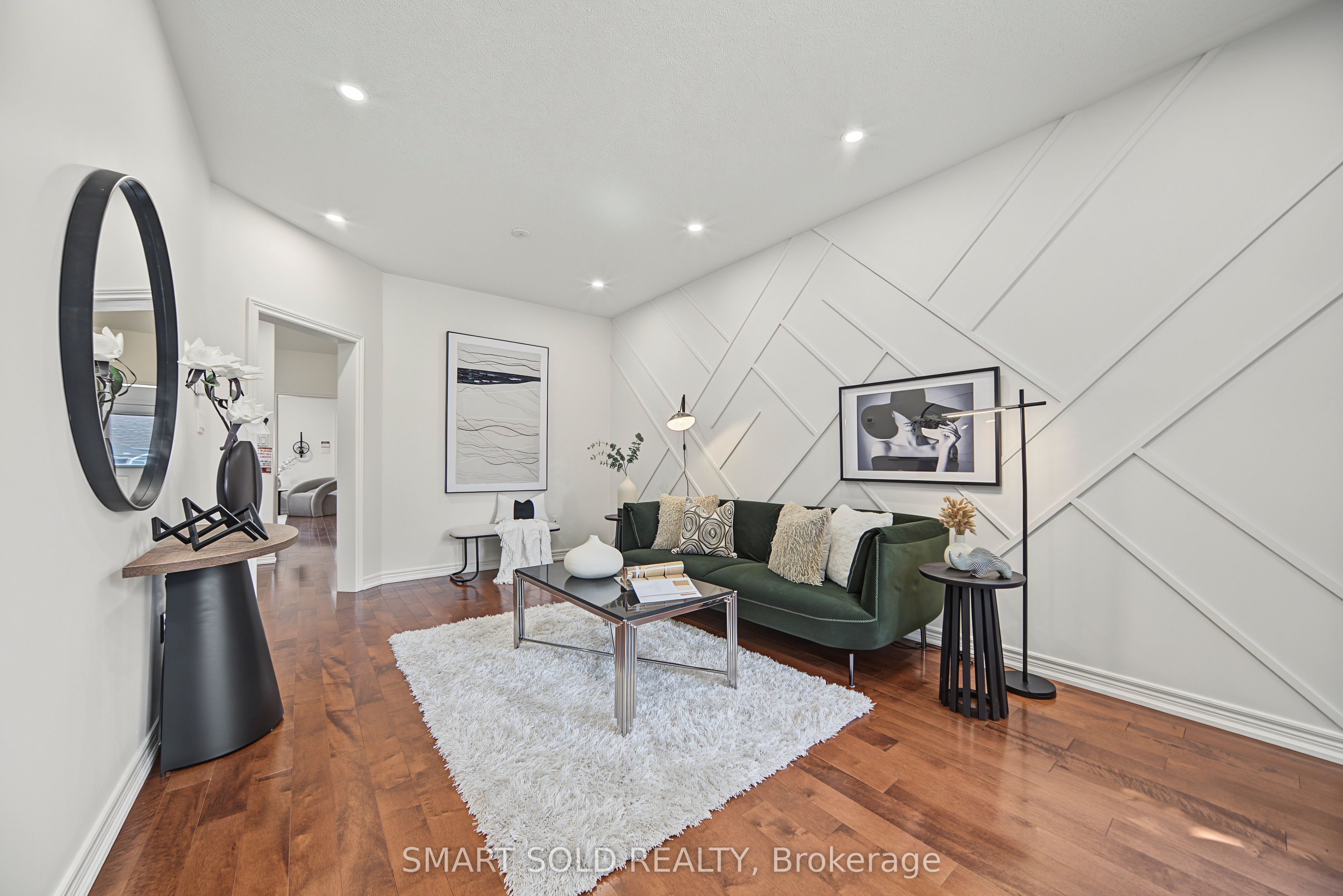 12 John Gary Drive Property Photo 4