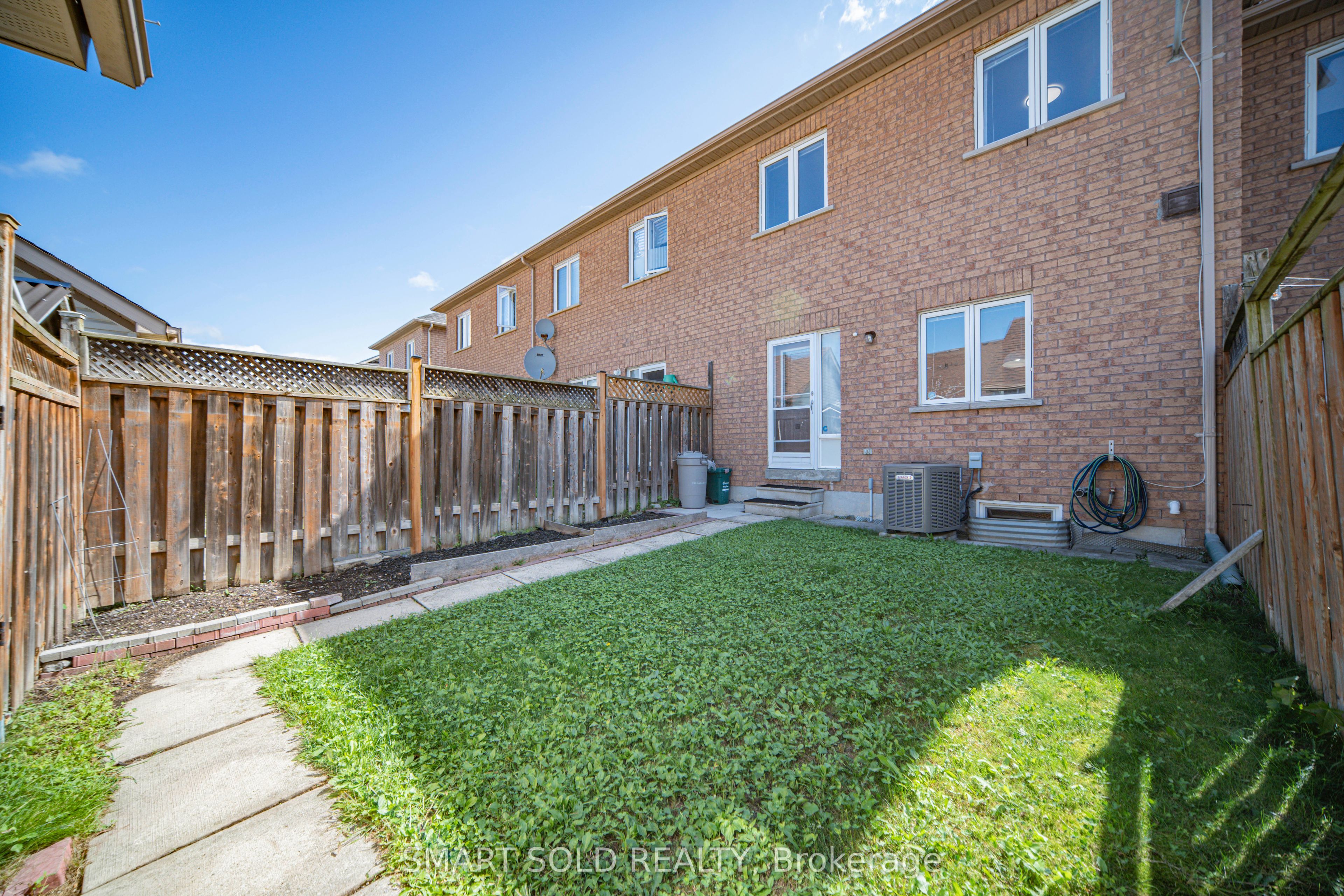 12 John Gary Drive Property Photo 28