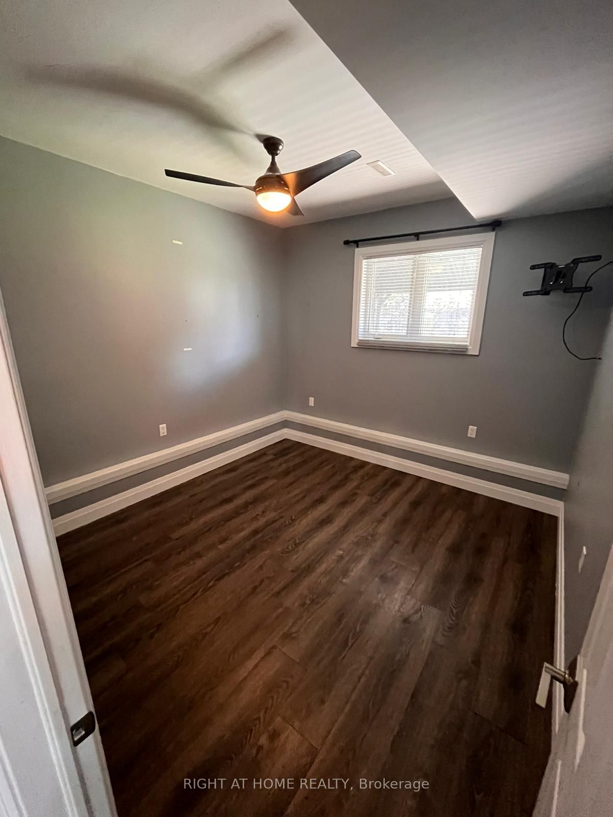 116 Maplewood Drive Property Photo 6