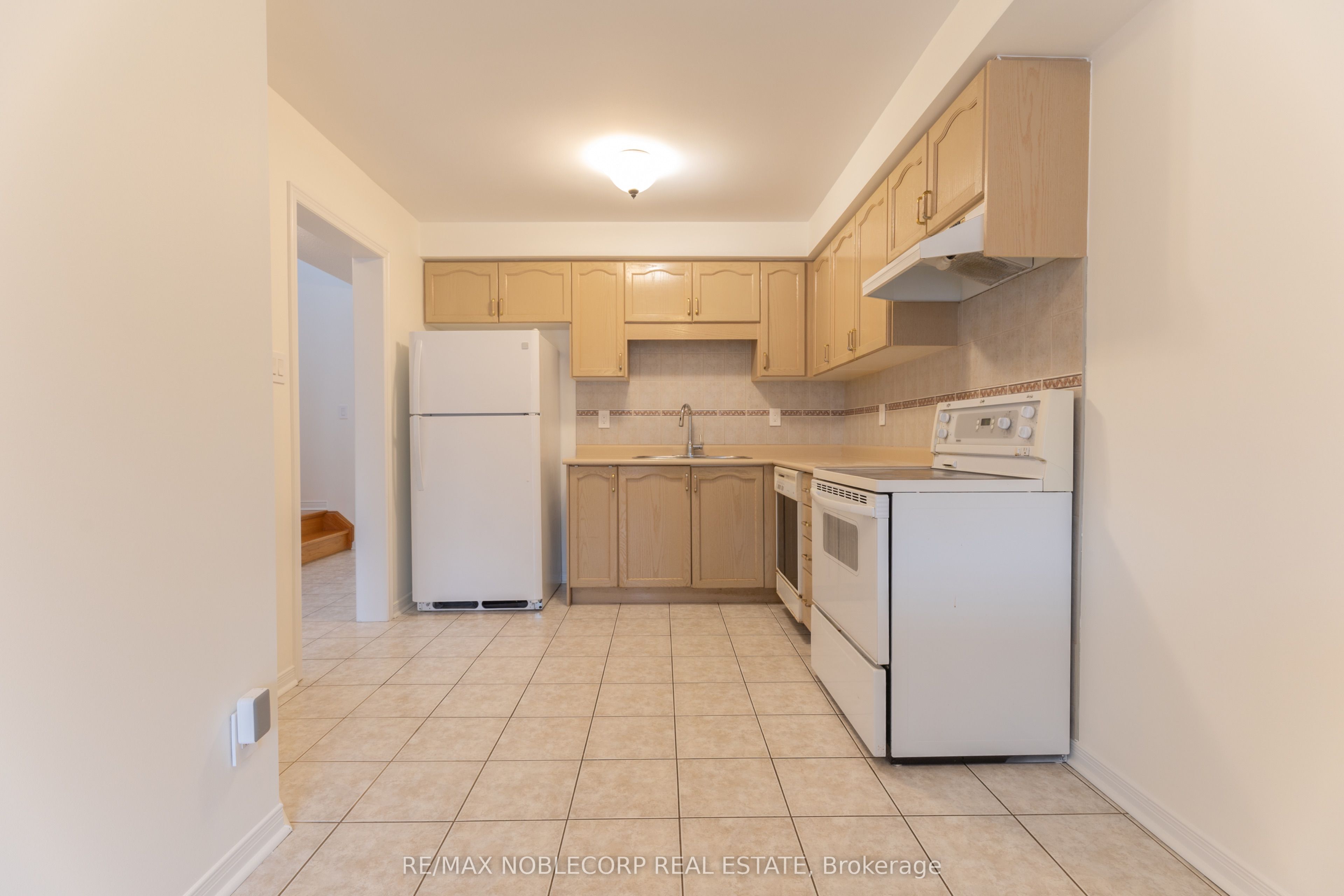 28 Opera Place Property Photo 19