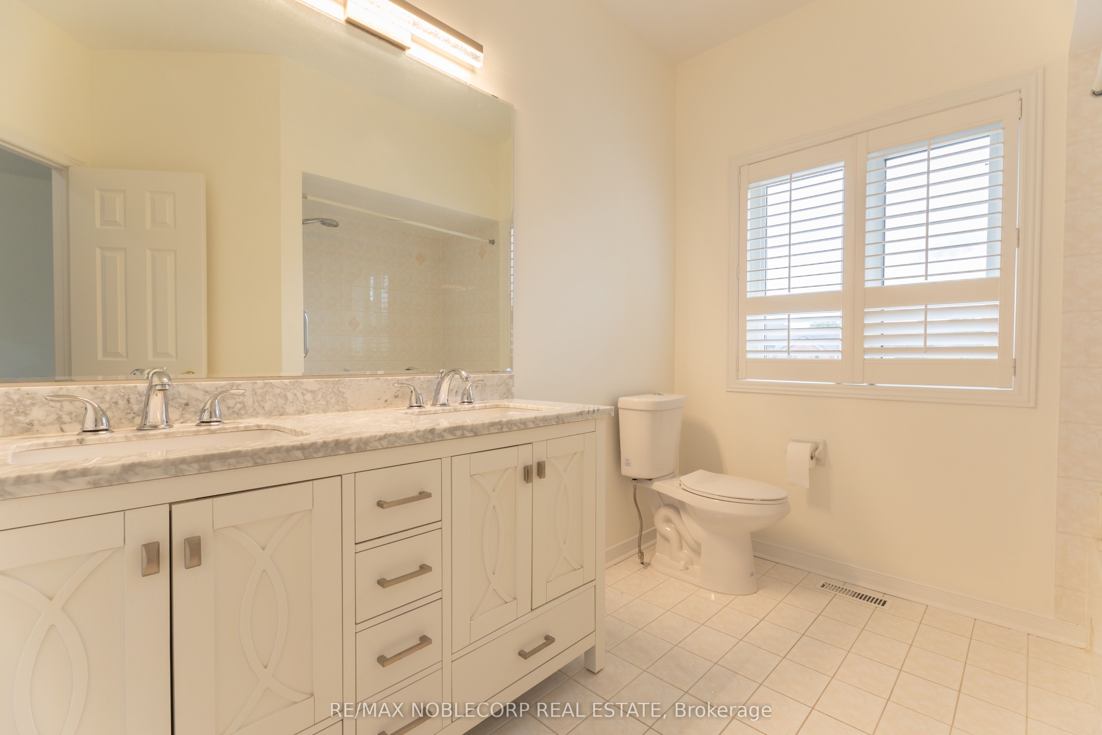 28 Opera Place Property Photo 29
