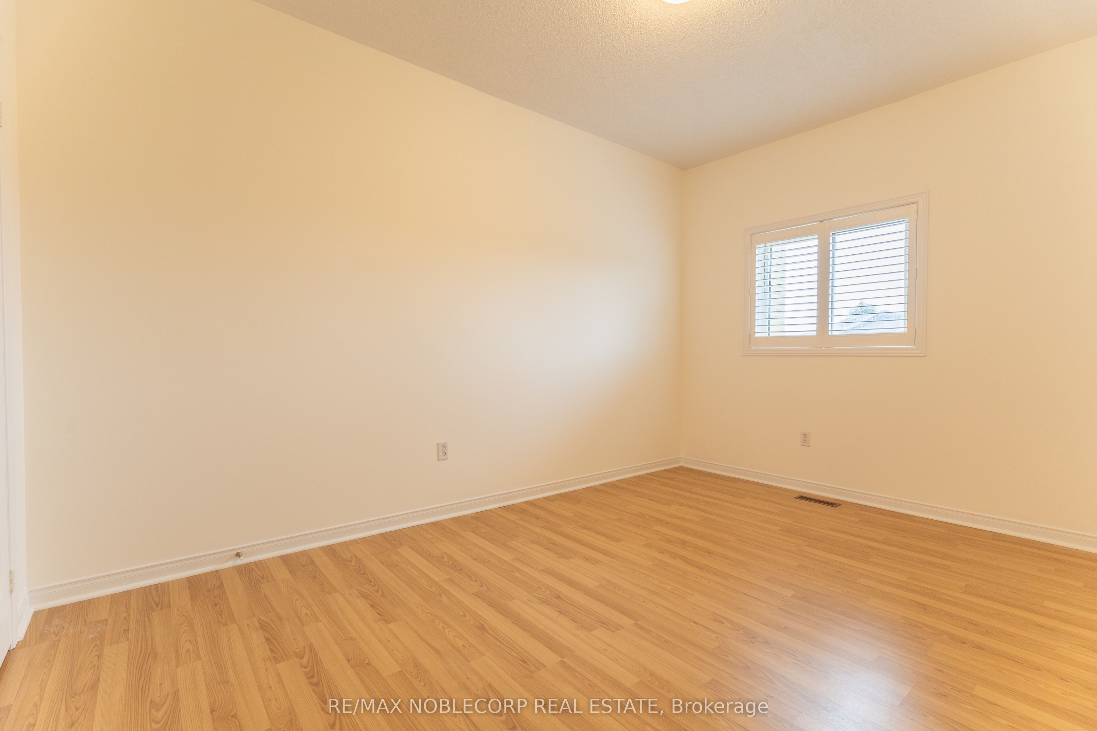 28 Opera Place Property Photo 31