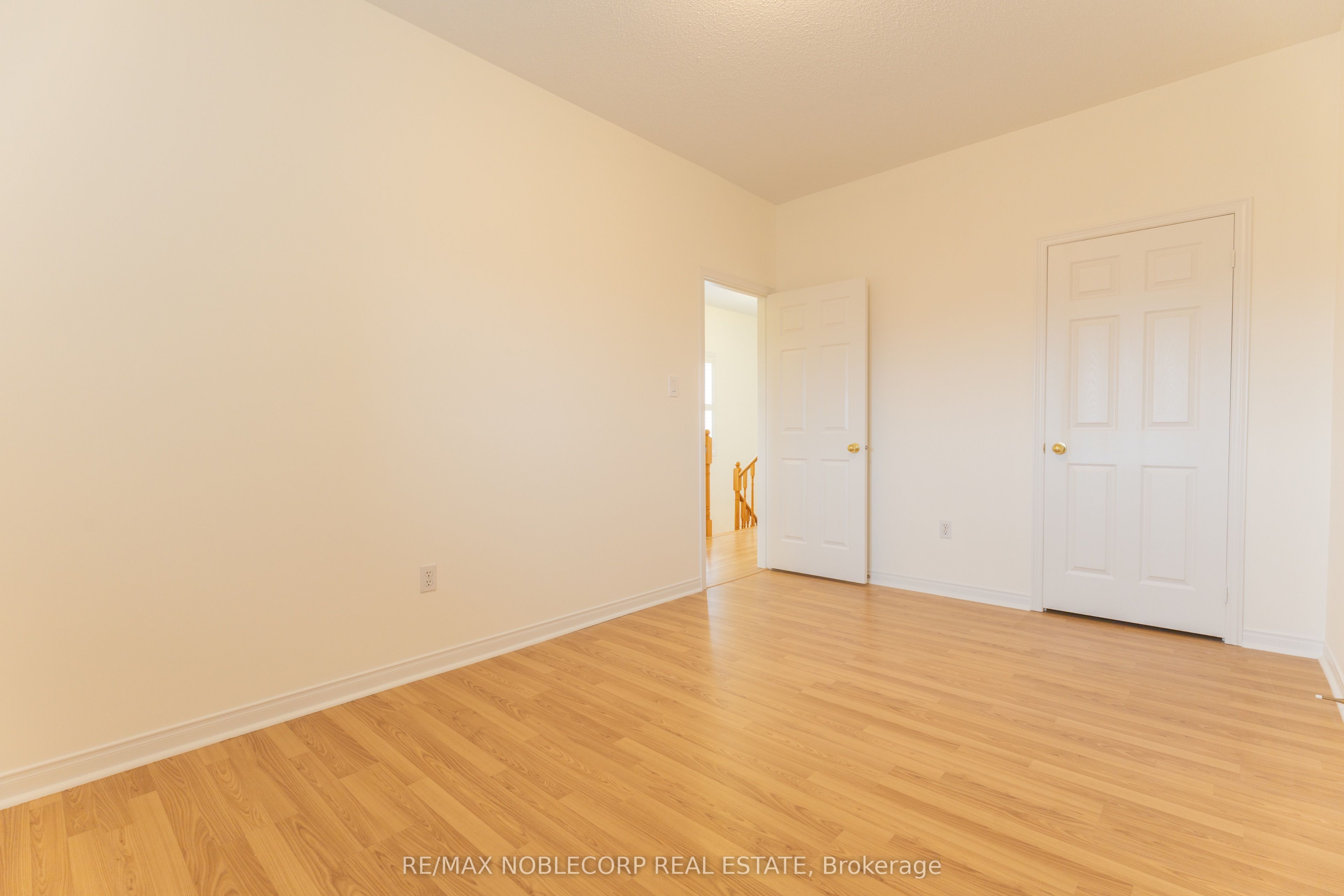 28 Opera Place Property Photo 32