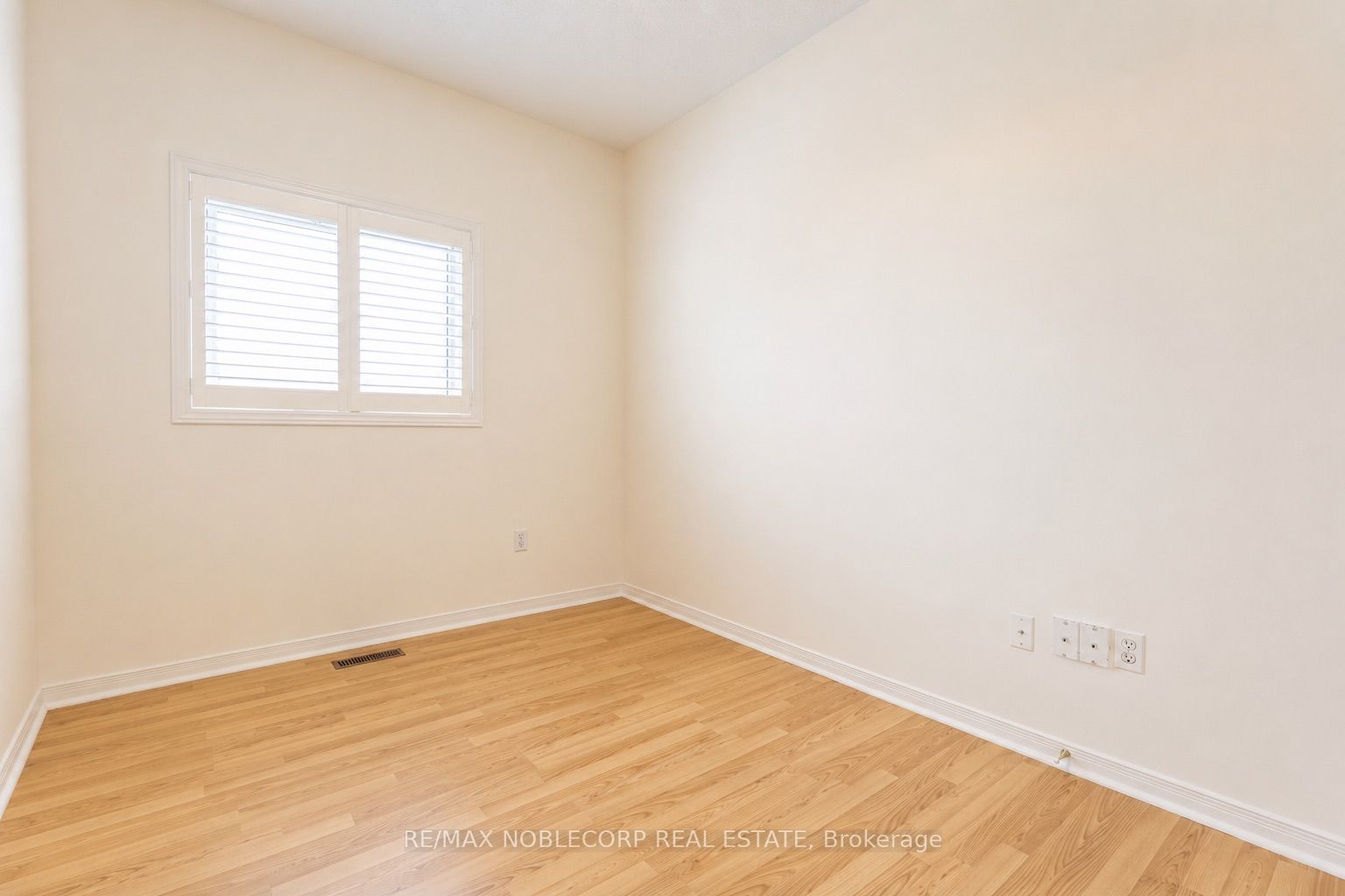 28 Opera Place Property Photo 33