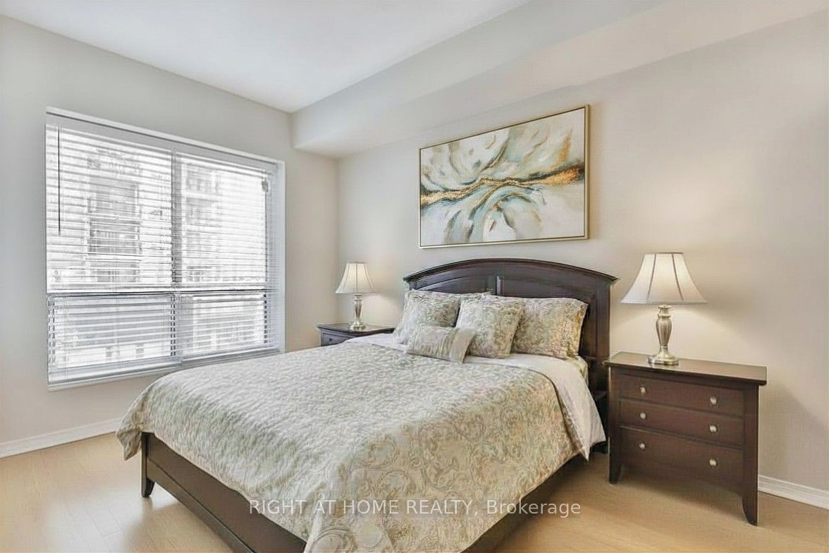 8 Maison Parc Court 305 Property Photo 16