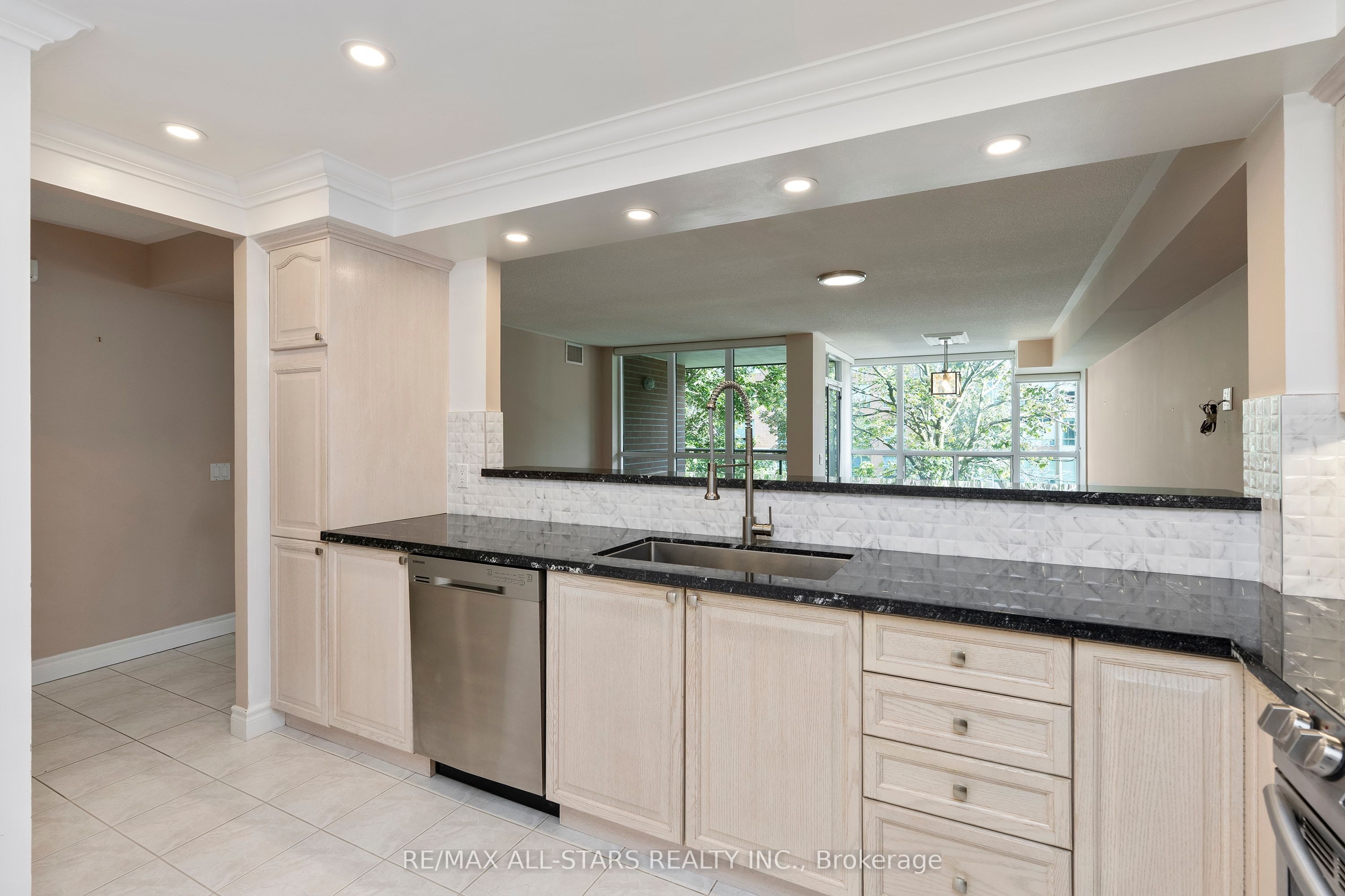 50 The Boardwalk Way 211 Property Photo 6