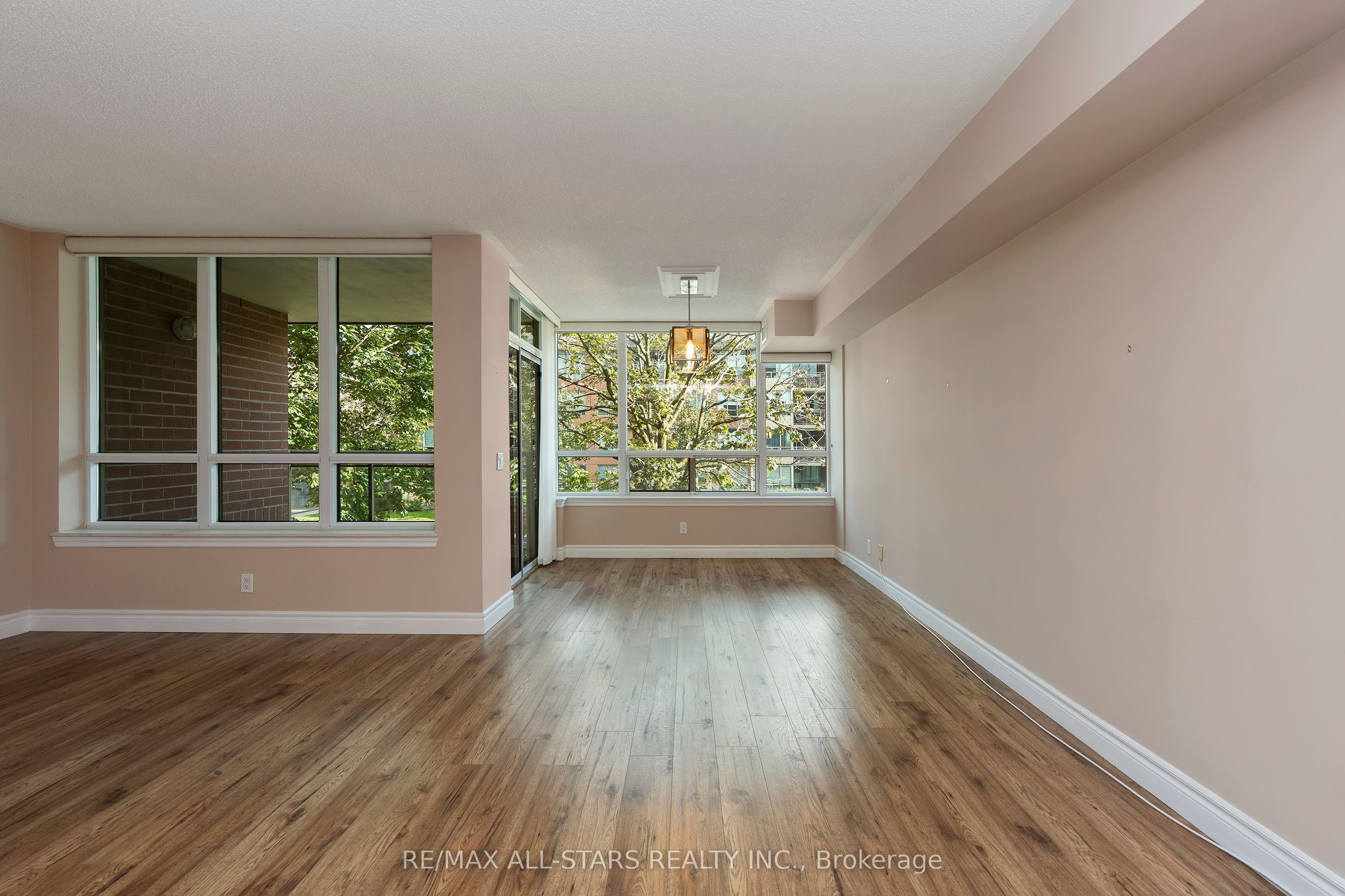 50 The Boardwalk Way 211 Property Photo 13