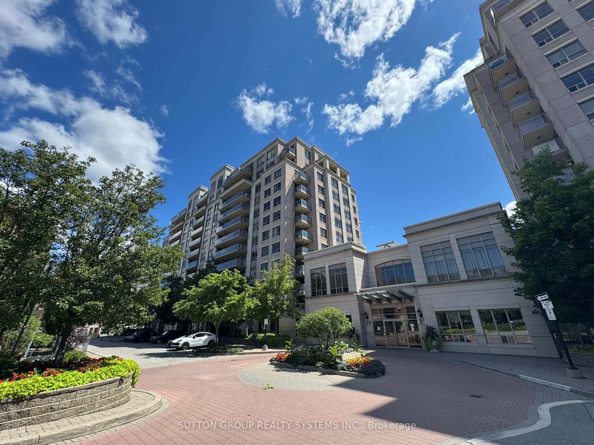 39 Galleria Parkway LPH5 Property Photo 1