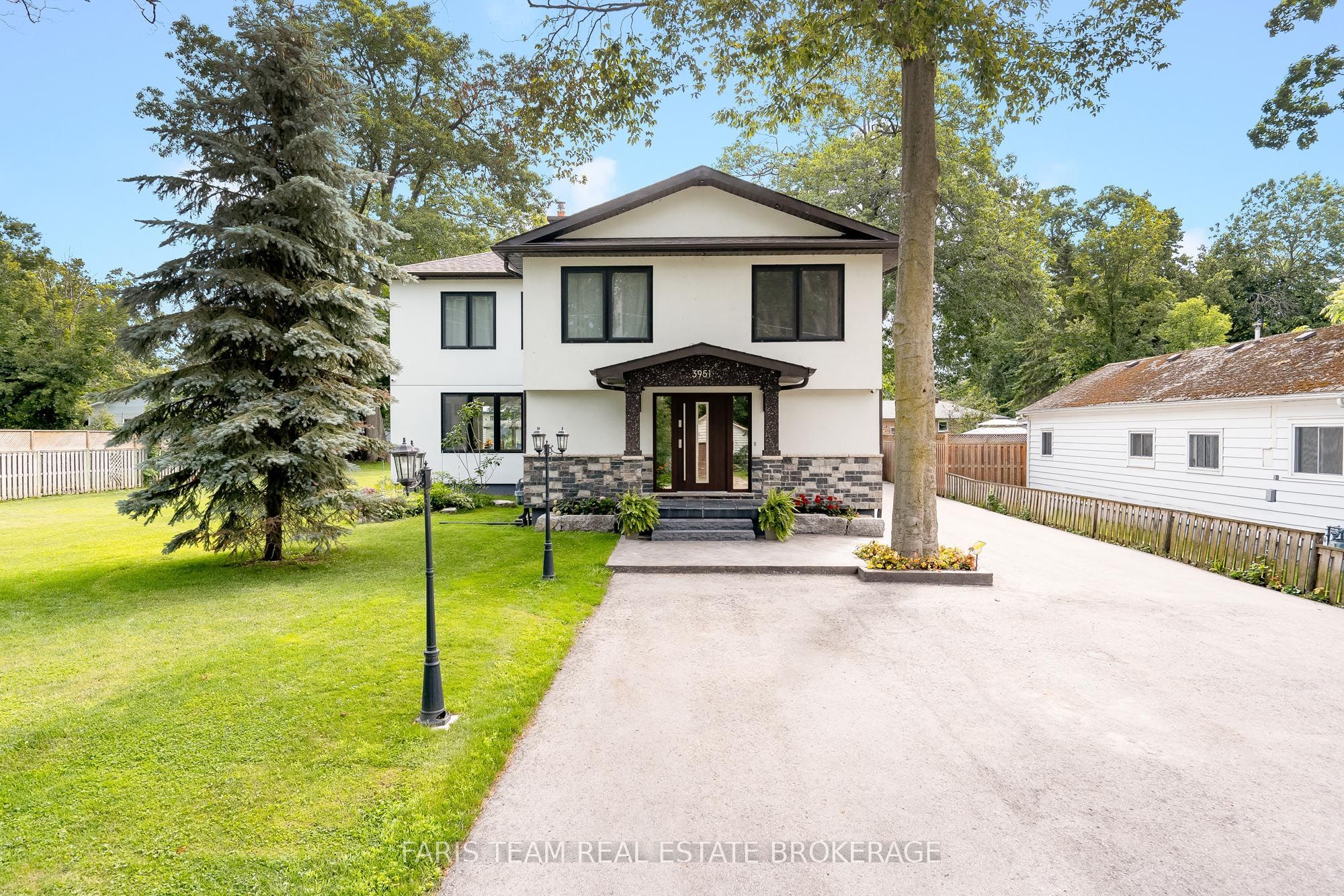 3951 Alberta Avenue Property Photo 6
