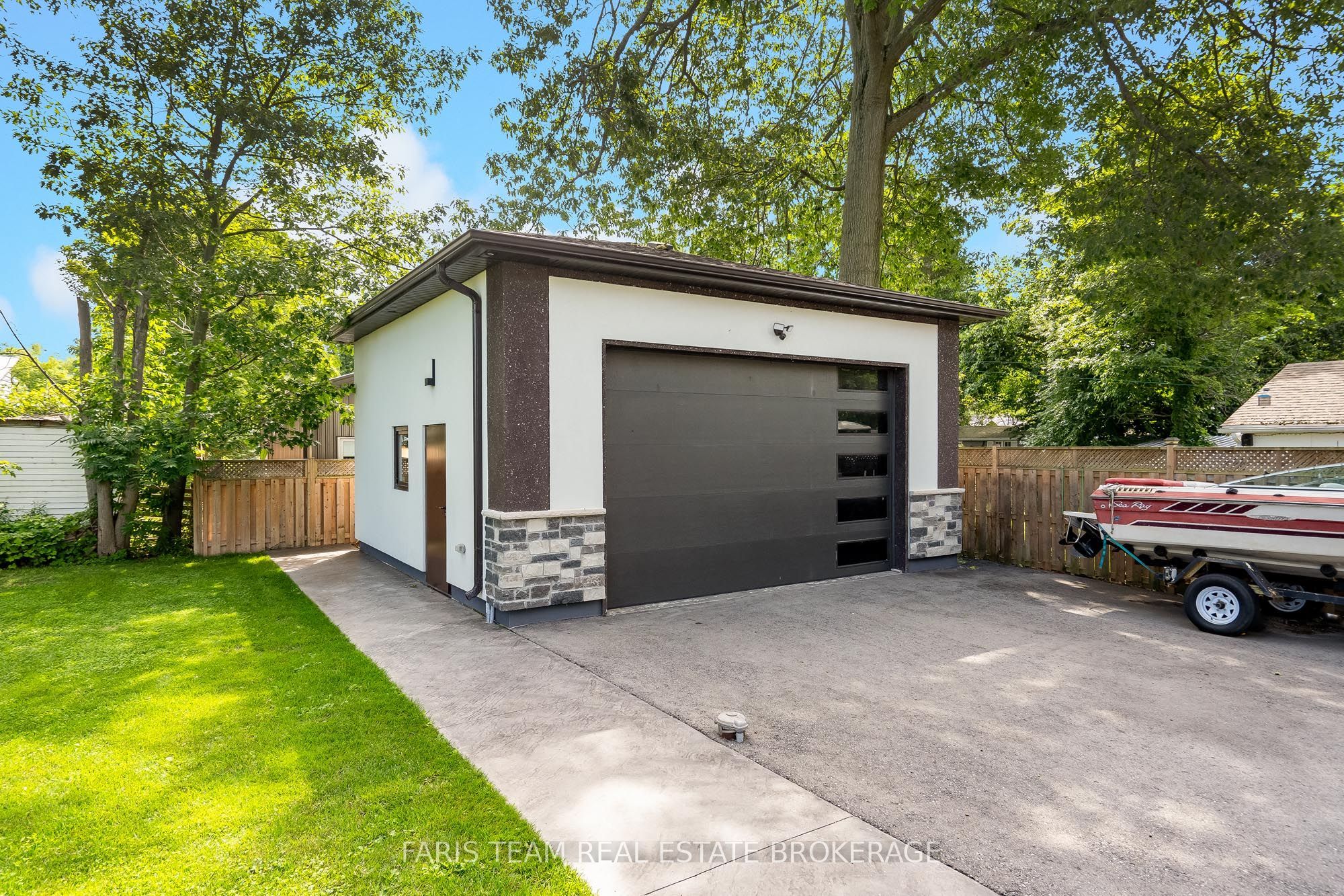 3951 Alberta Avenue Property Photo 39