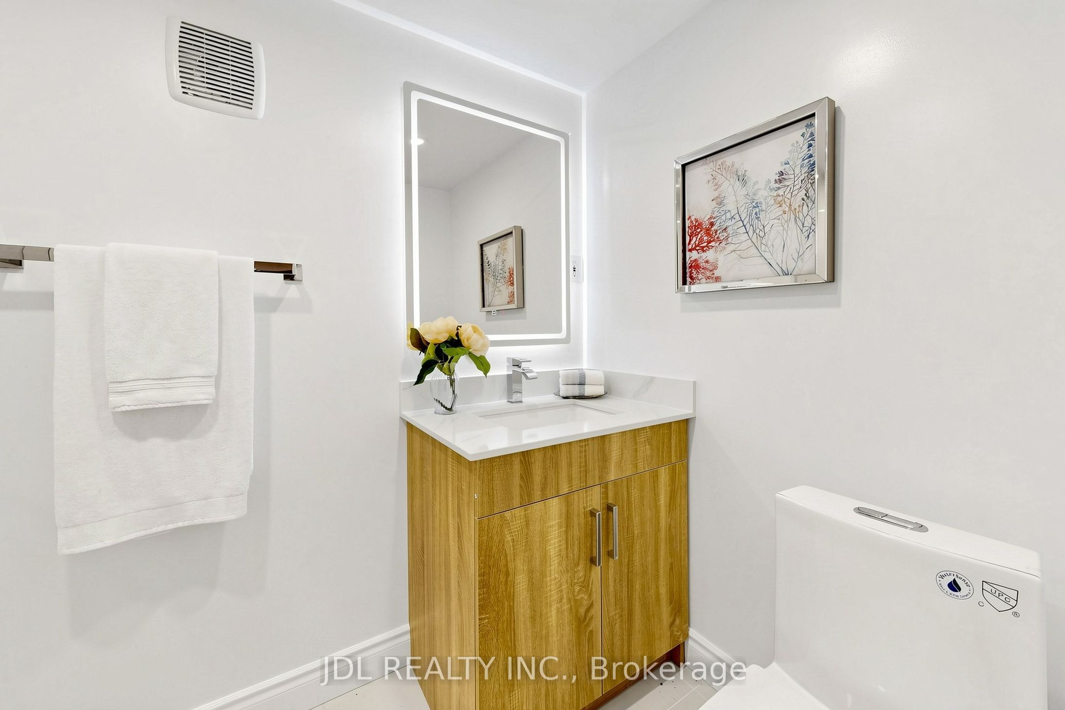 105 Park Avenue Property Photo 26
