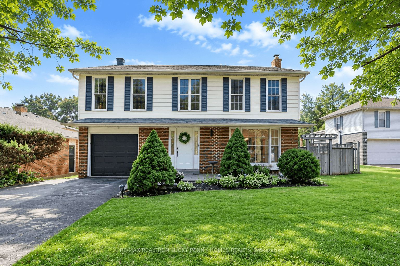 38 Walkerton Drive Property Photo 1