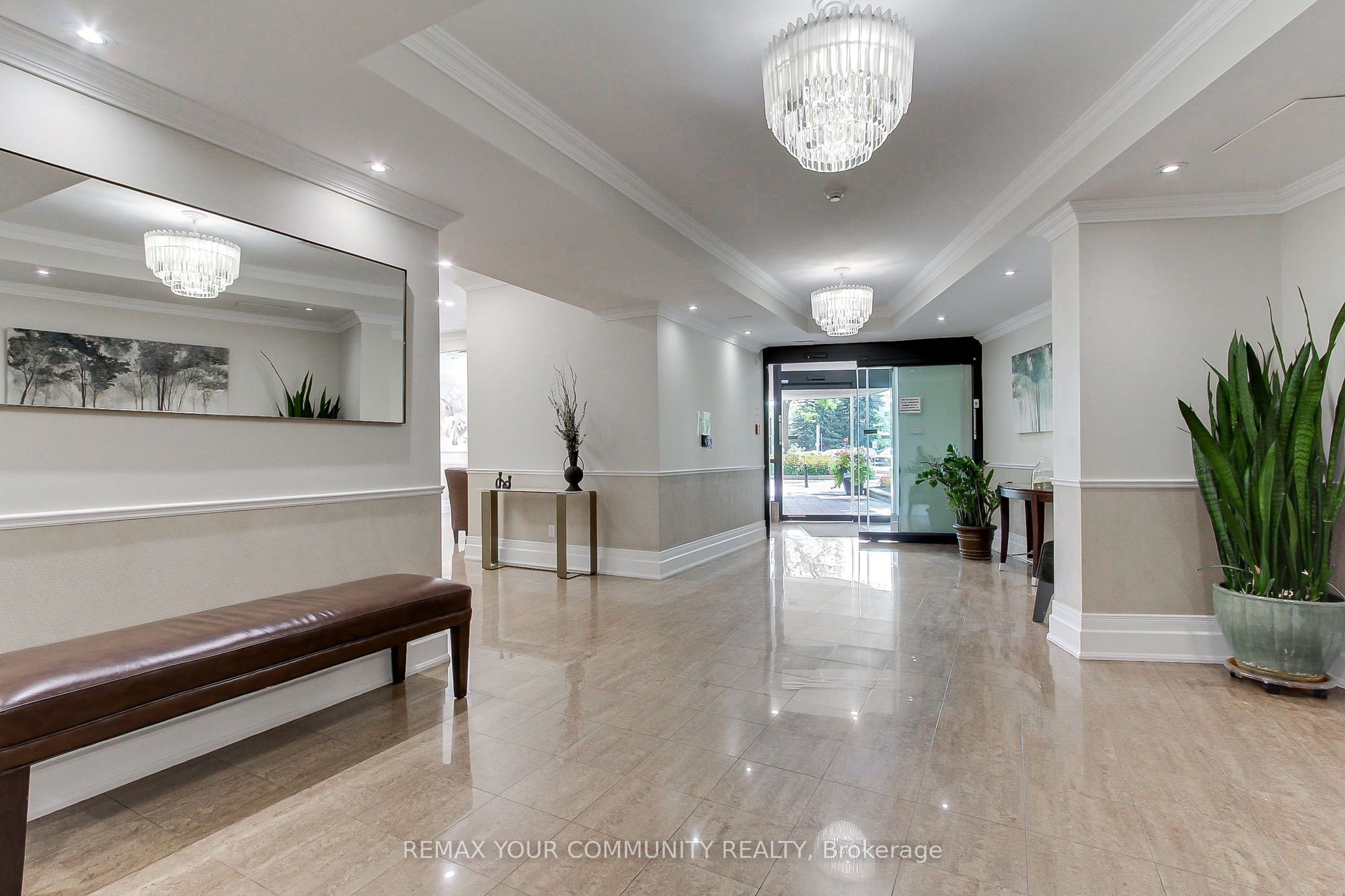 40 Harding Boulevard 1114 Property Photo 4