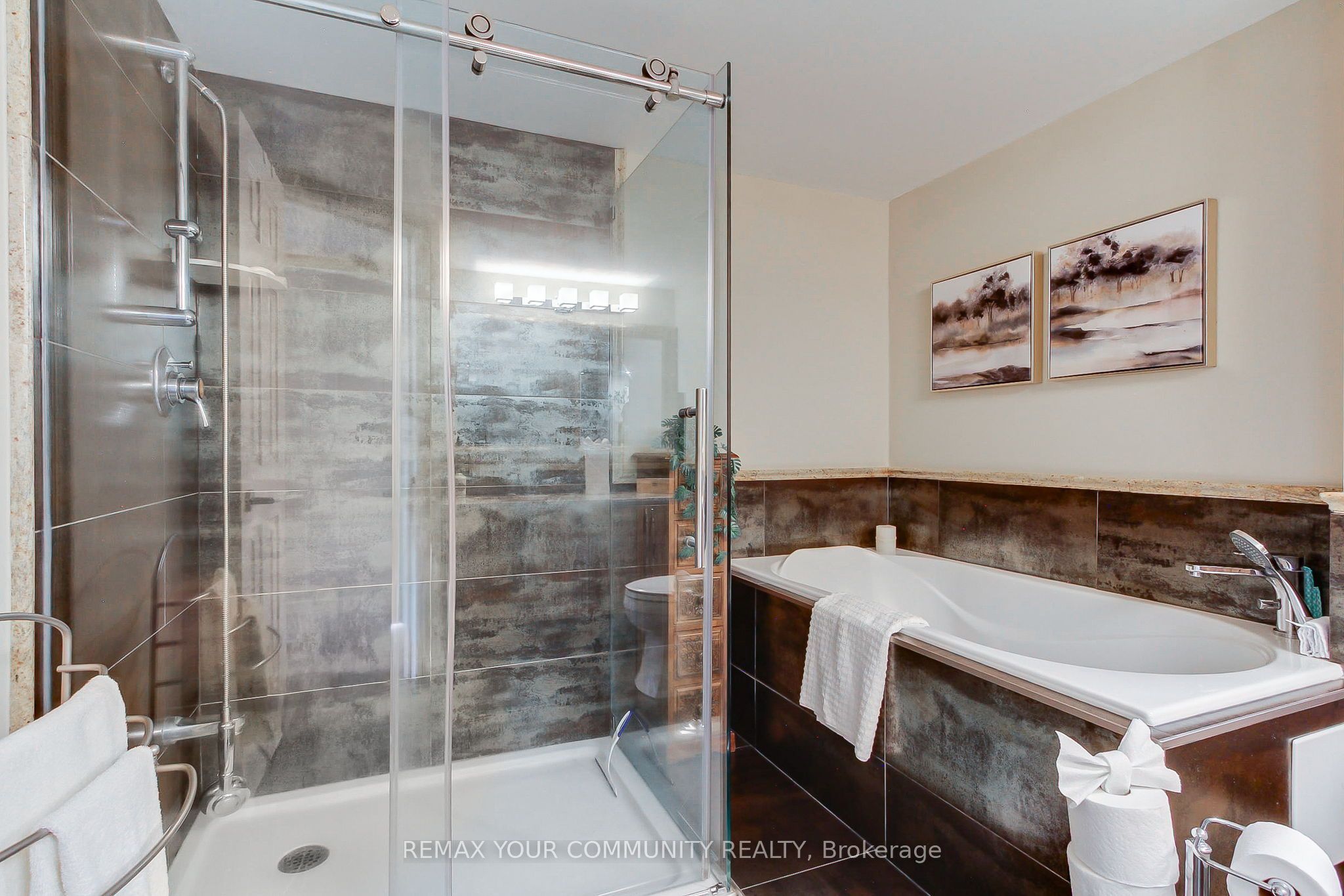 40 Harding Boulevard 1114 Property Photo 30