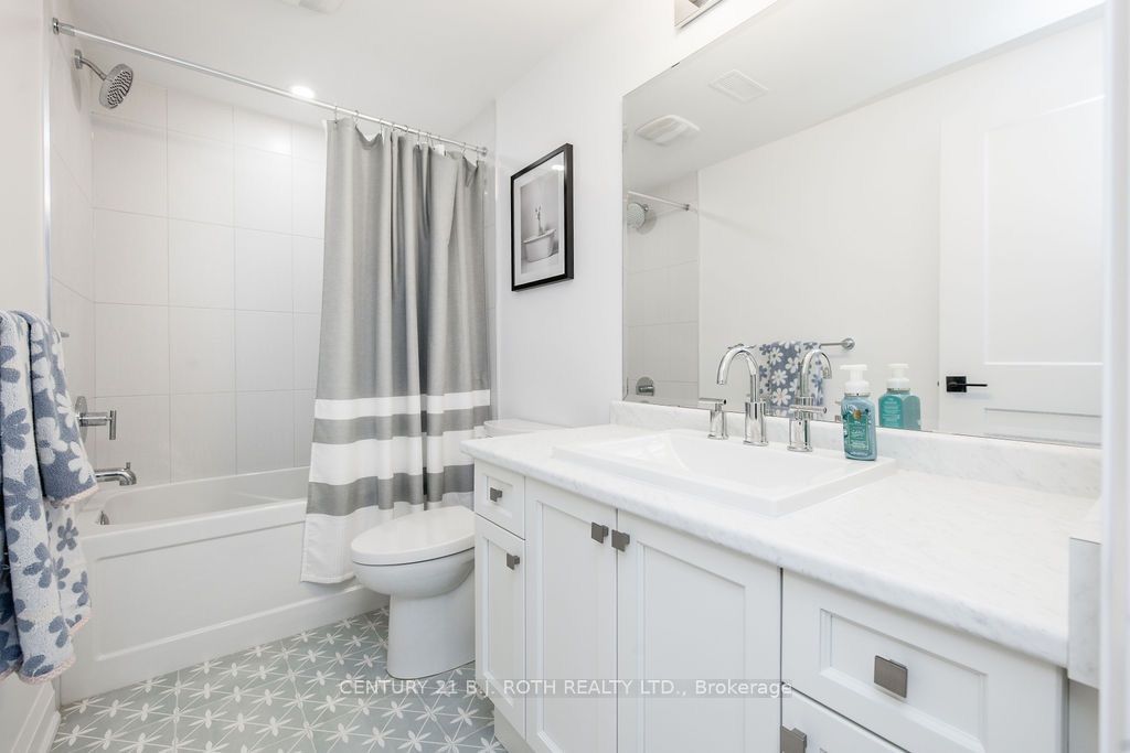 34 Kiernan Crescent N Property Photo 42