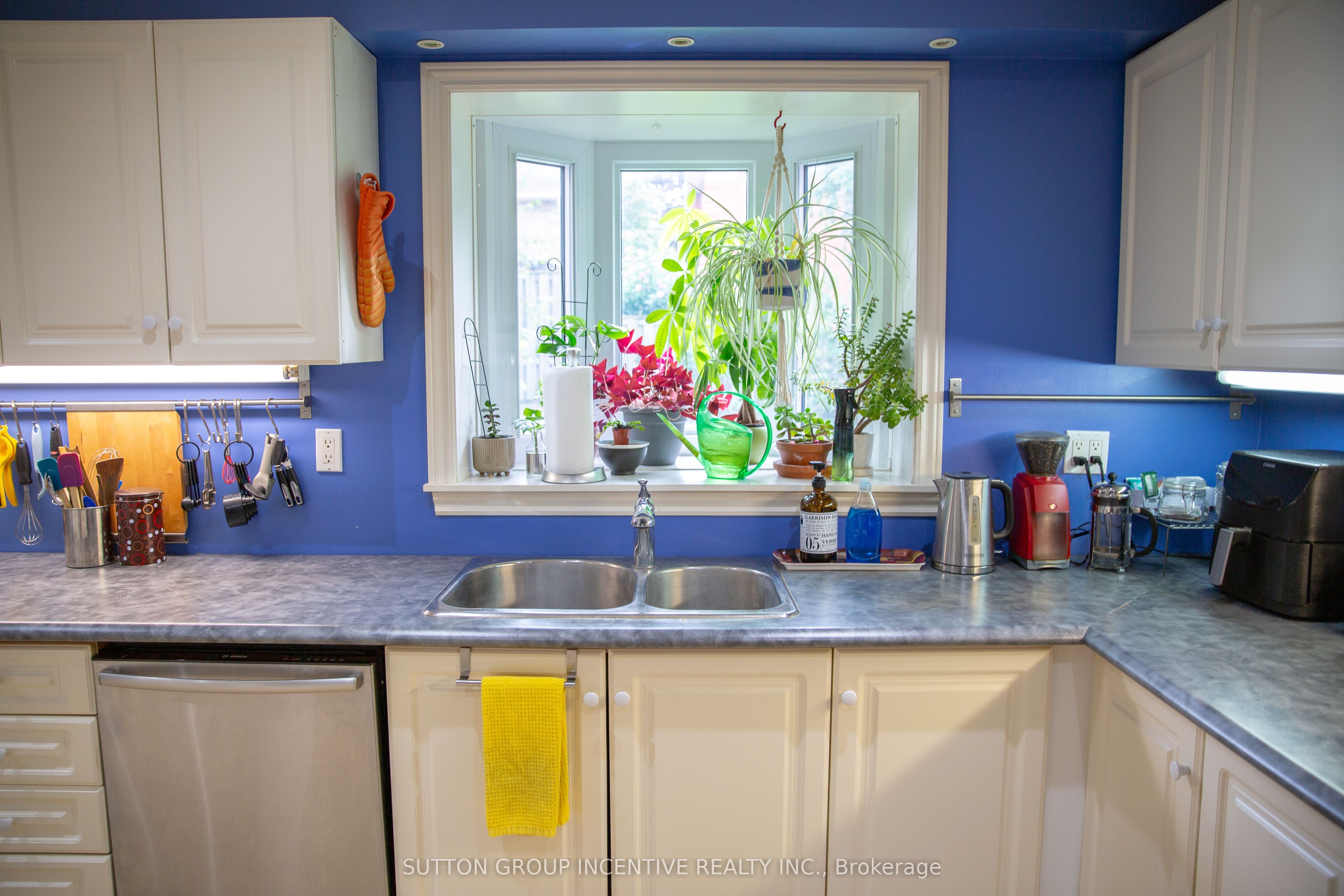 160 Walton Drive Property Photo 9