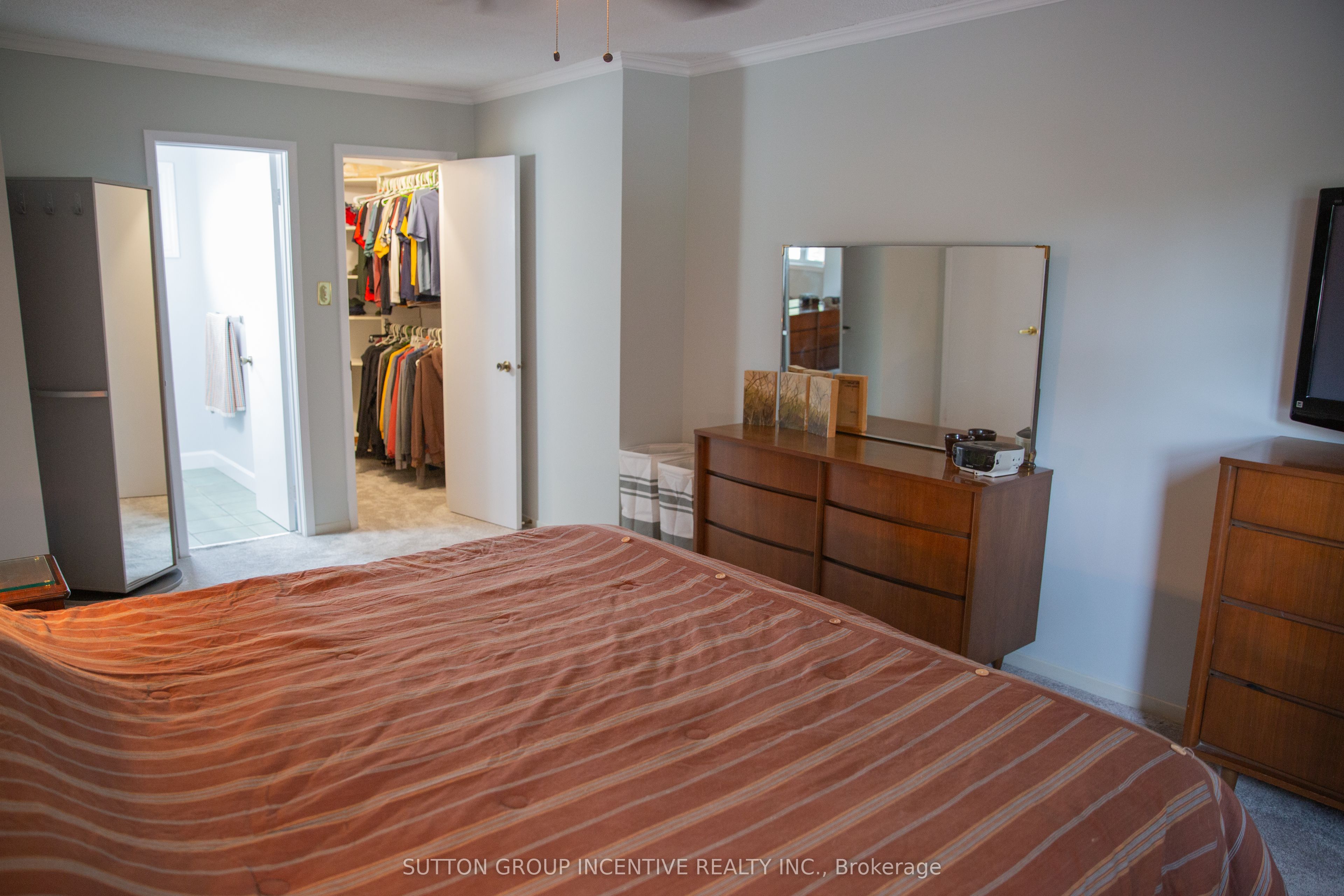 160 Walton Drive Property Photo 20