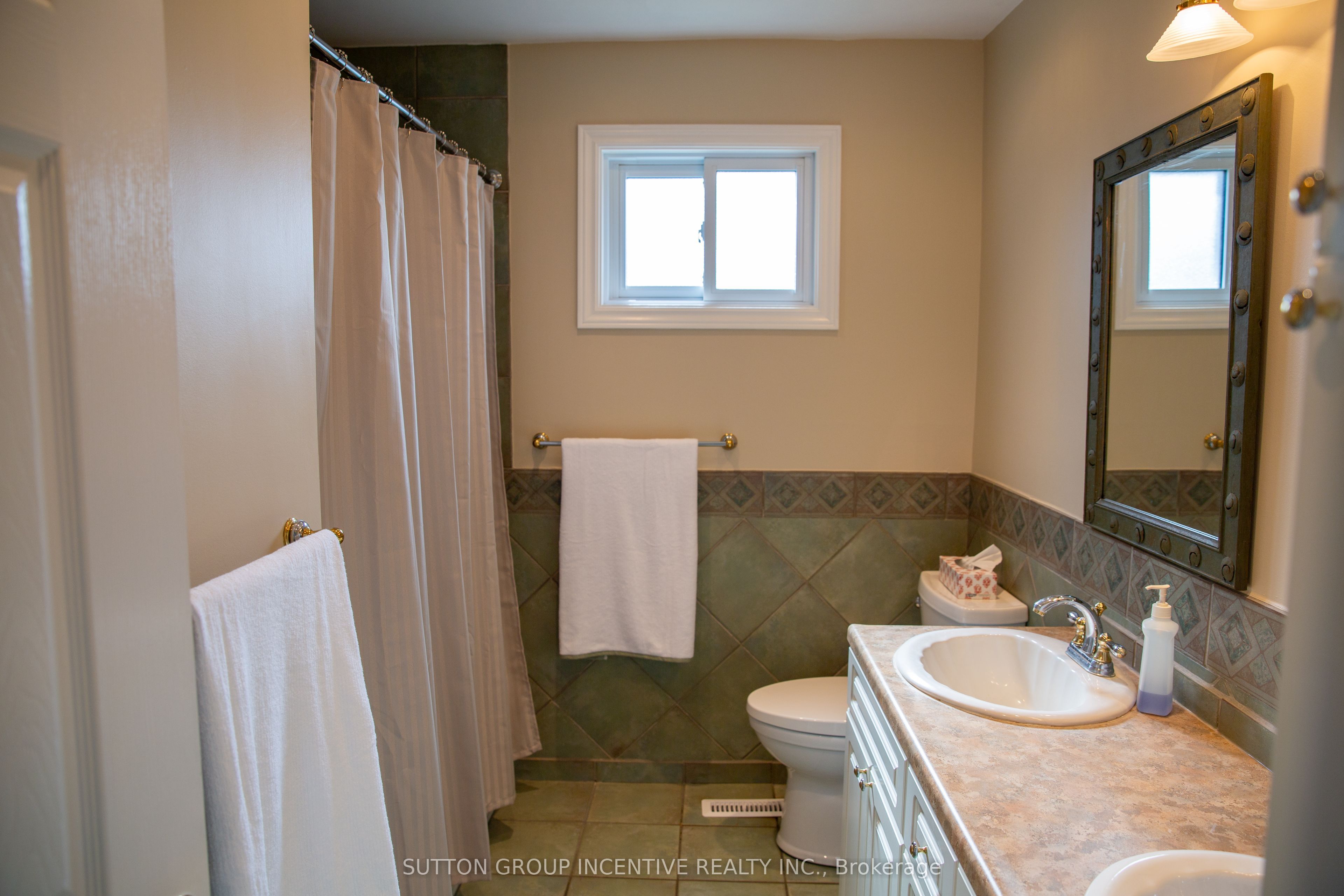 160 Walton Drive Property Photo 28