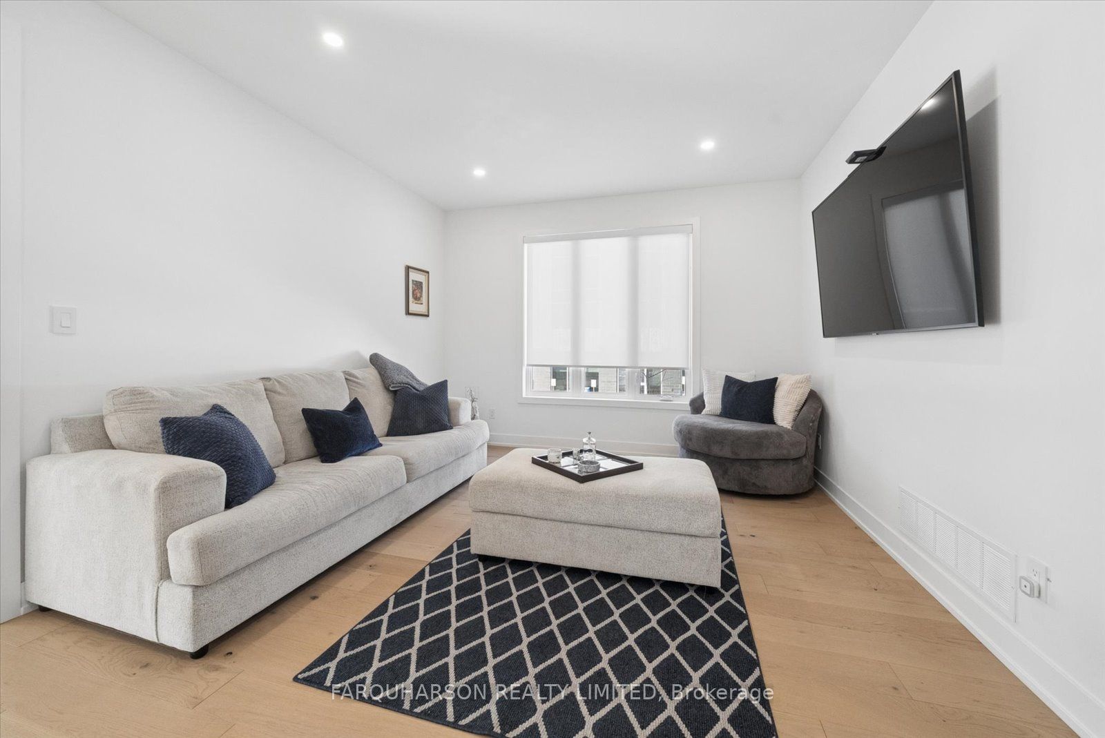 18 Victoria Drive Property Photo 7