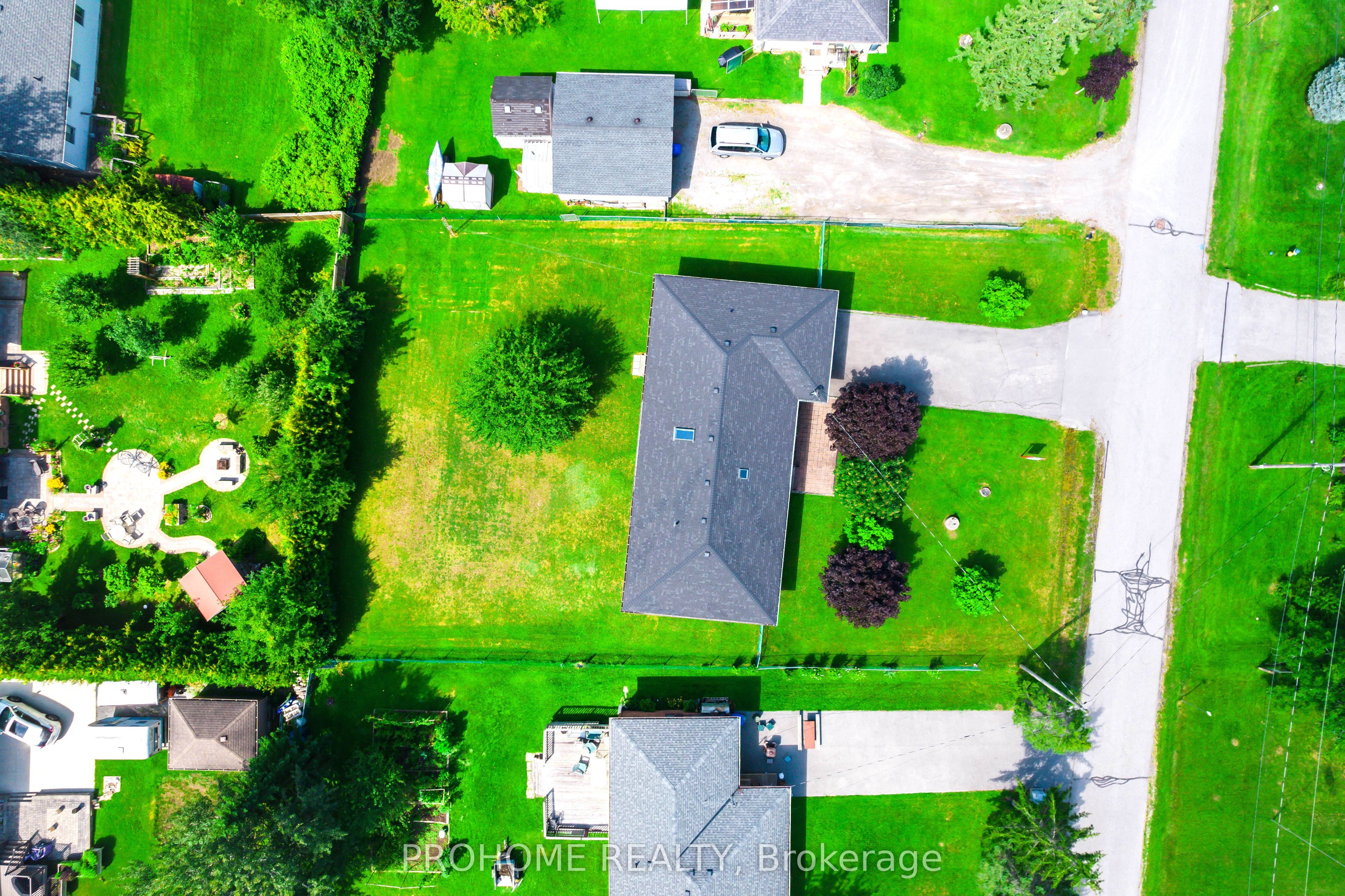 10 Joel Avenue Property Photo 32