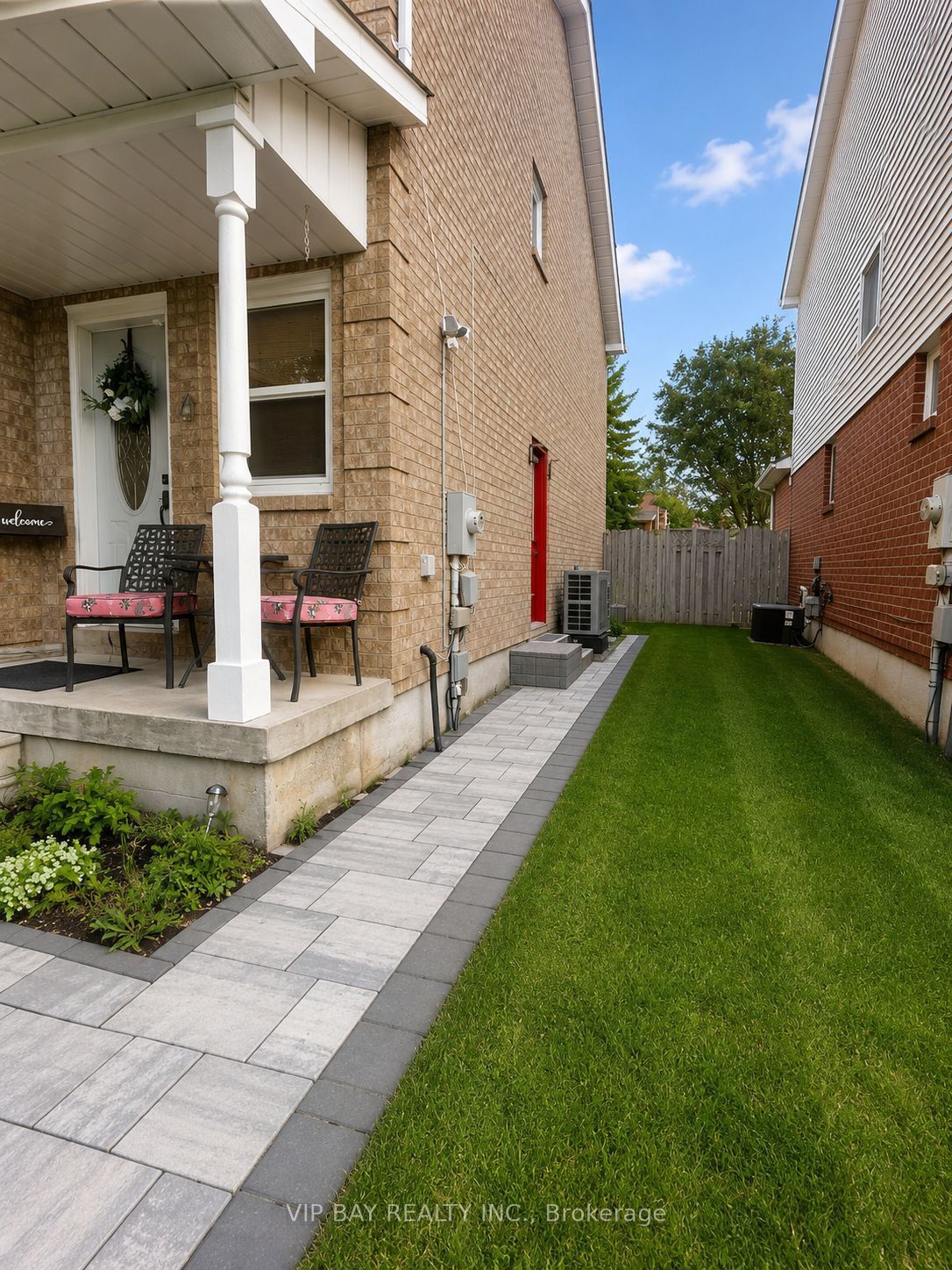 48 Verona Crescent Lower Property Photo 2