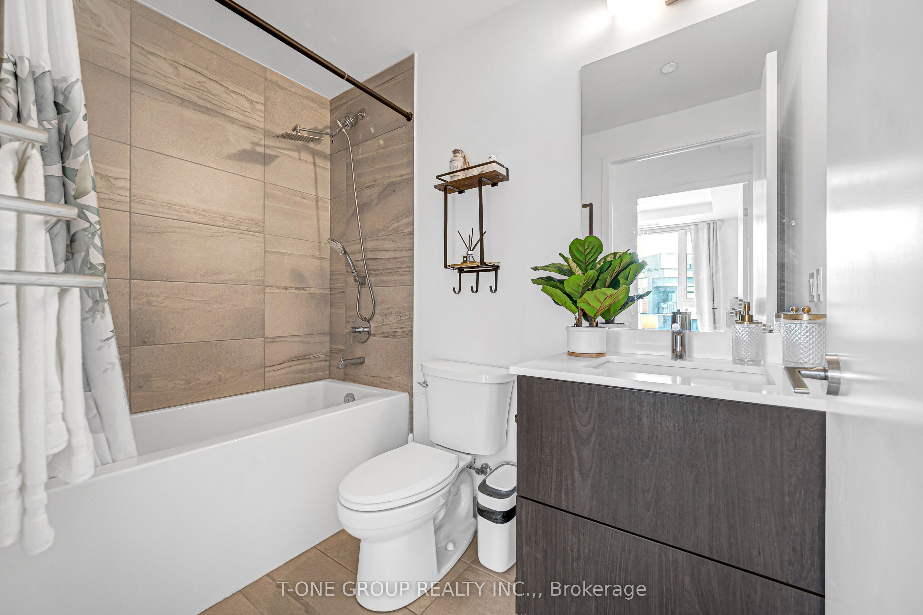 6 David Eyer Road 313 Property Photo 24