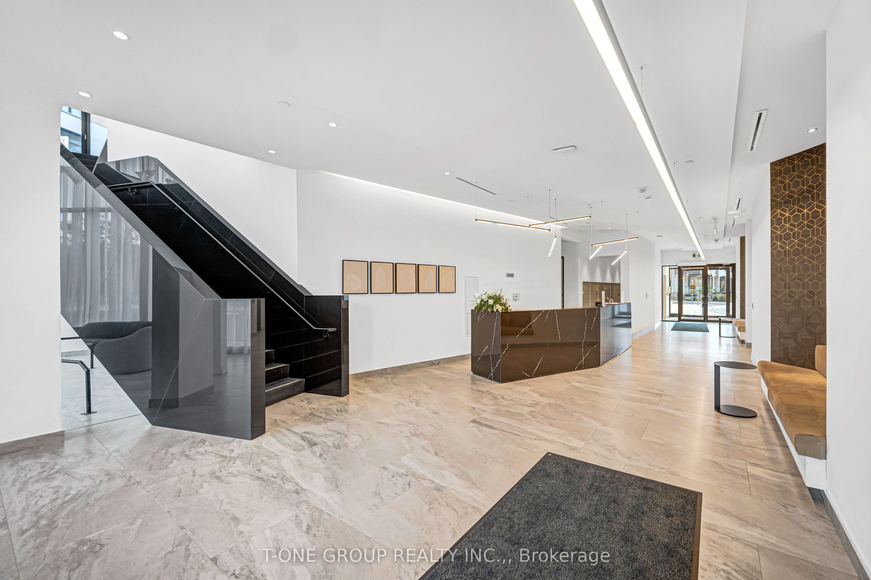 6 David Eyer Road 313 Property Photo 37