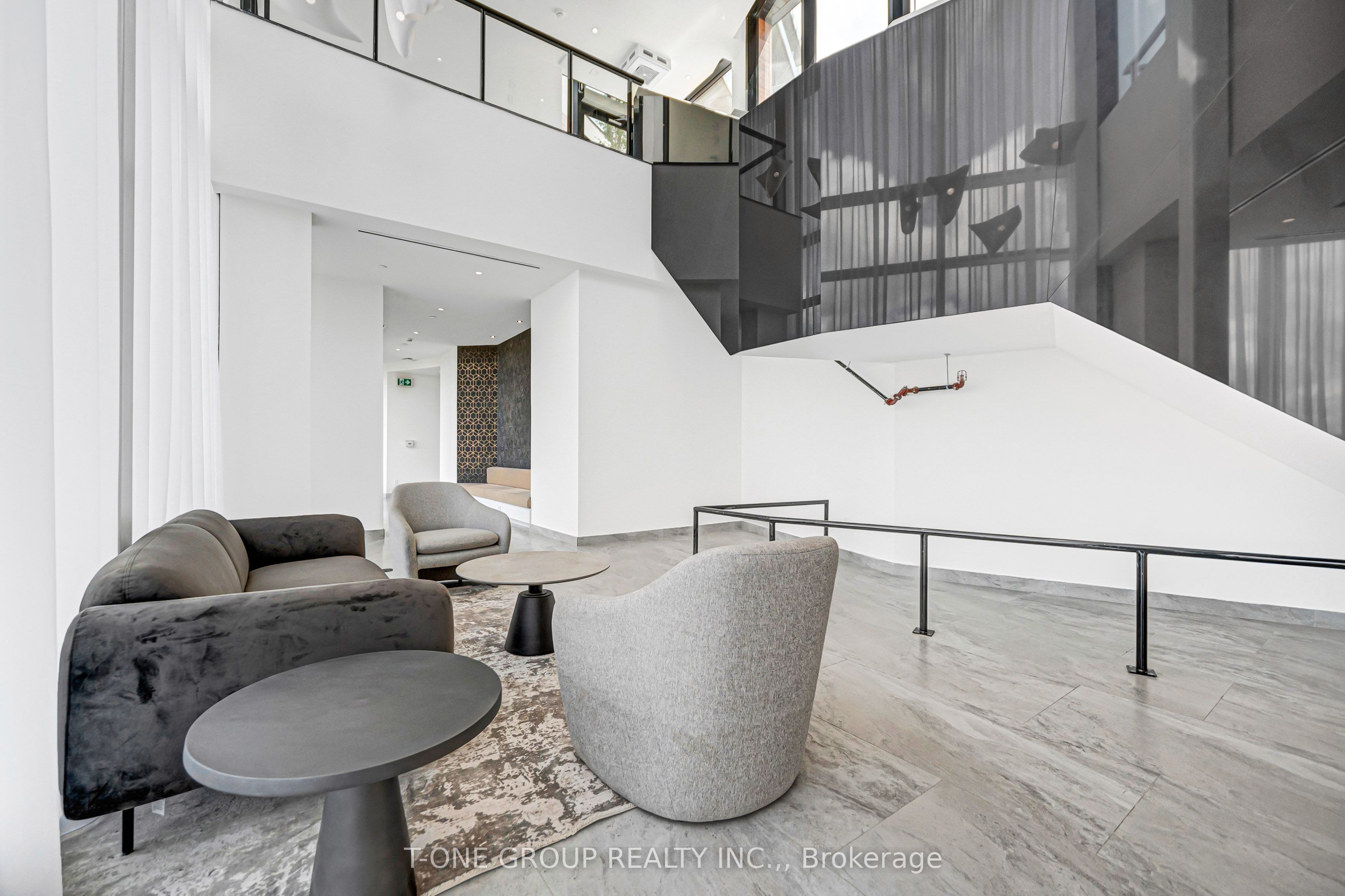 6 David Eyer Road 313 Property Photo 38