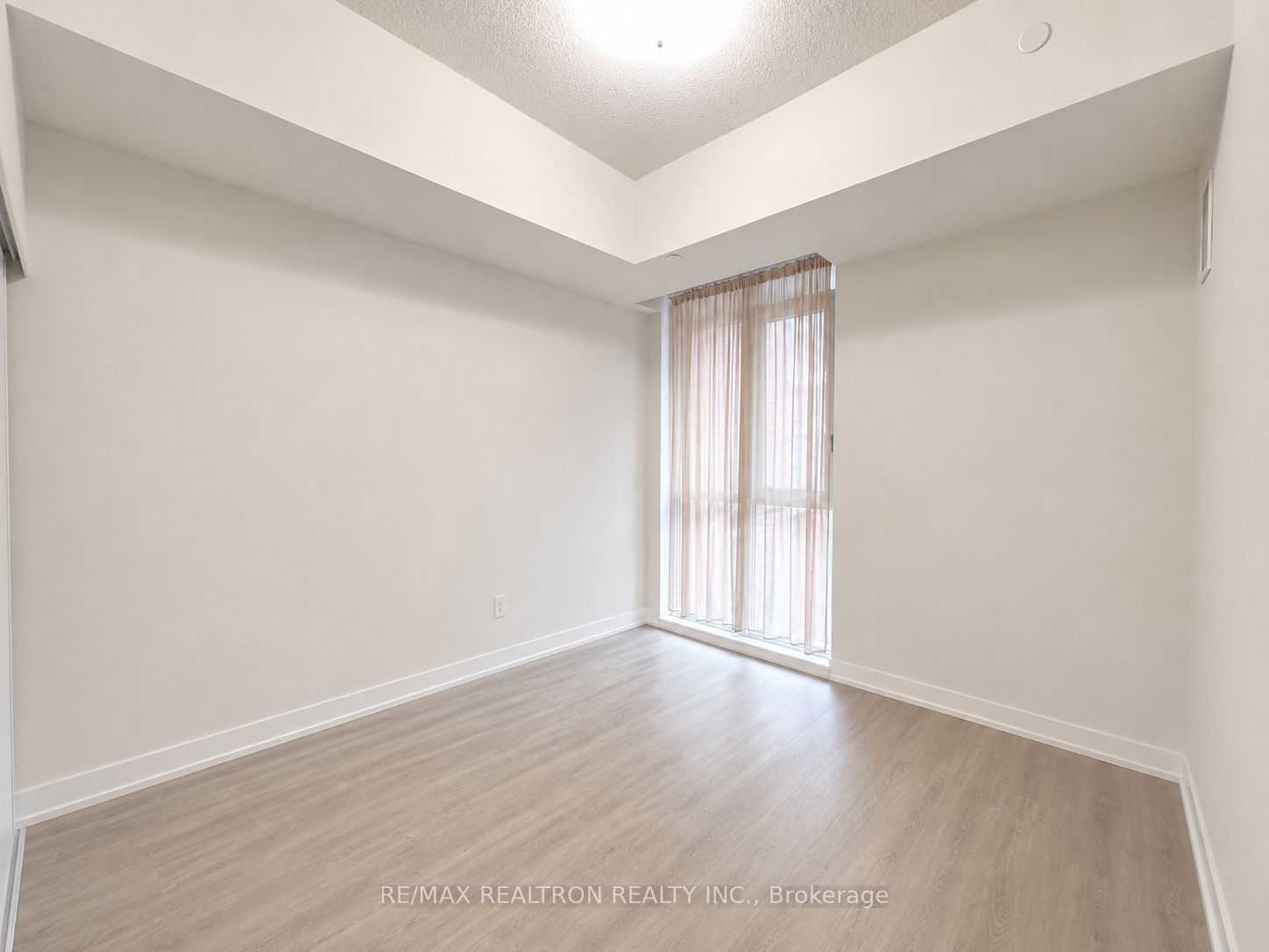 8119 Birchmount Road 1036 Property Photo 12