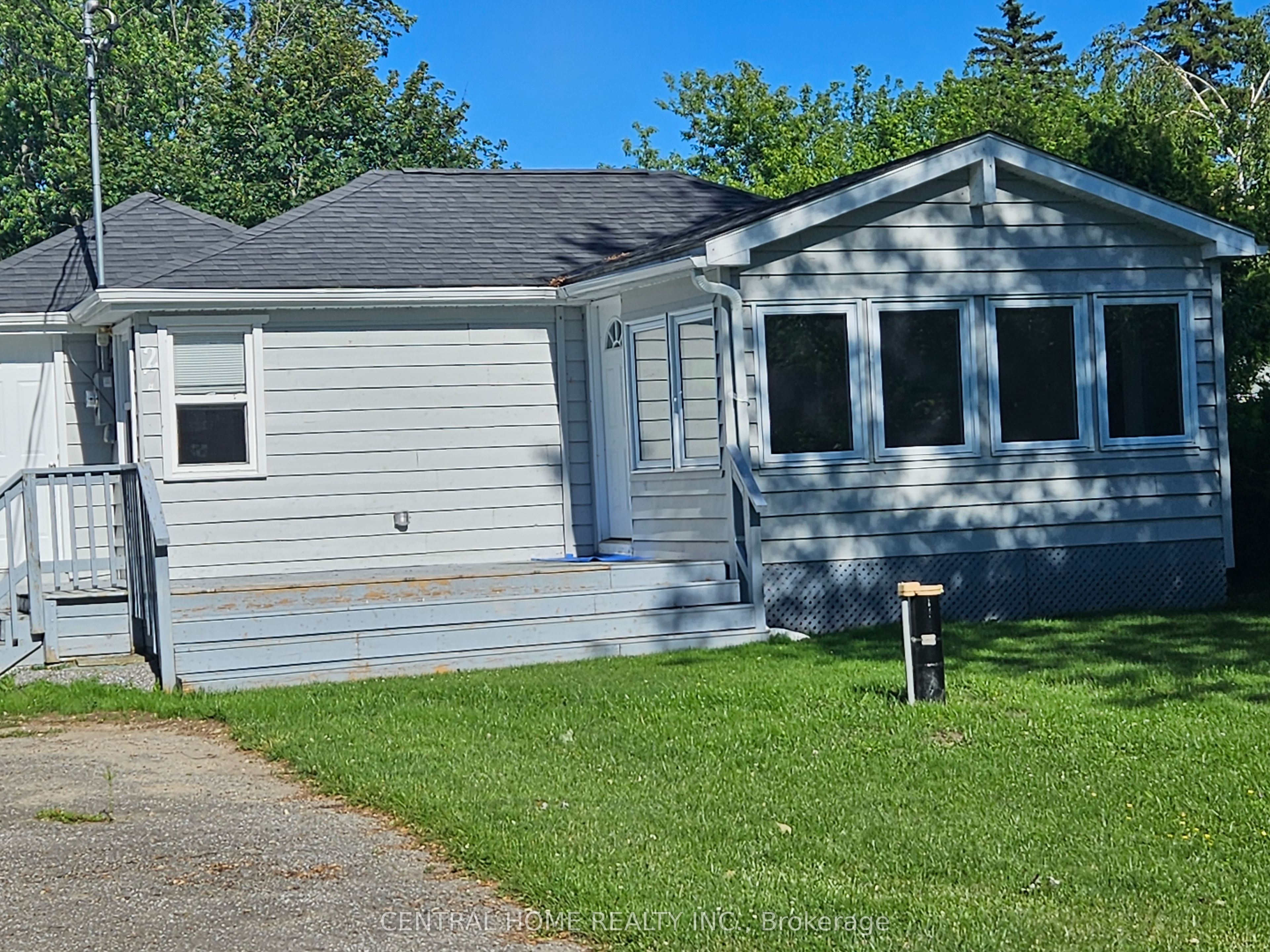 27 Blue Heron Drive Property Photo 1
