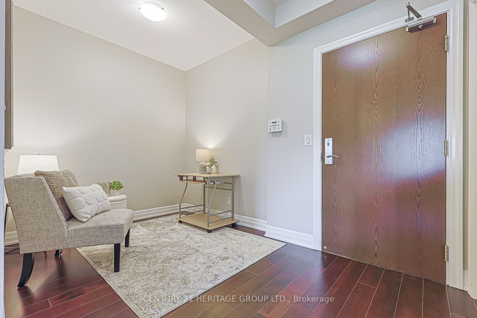 111 Civic Square Gate 210 Property Photo 10