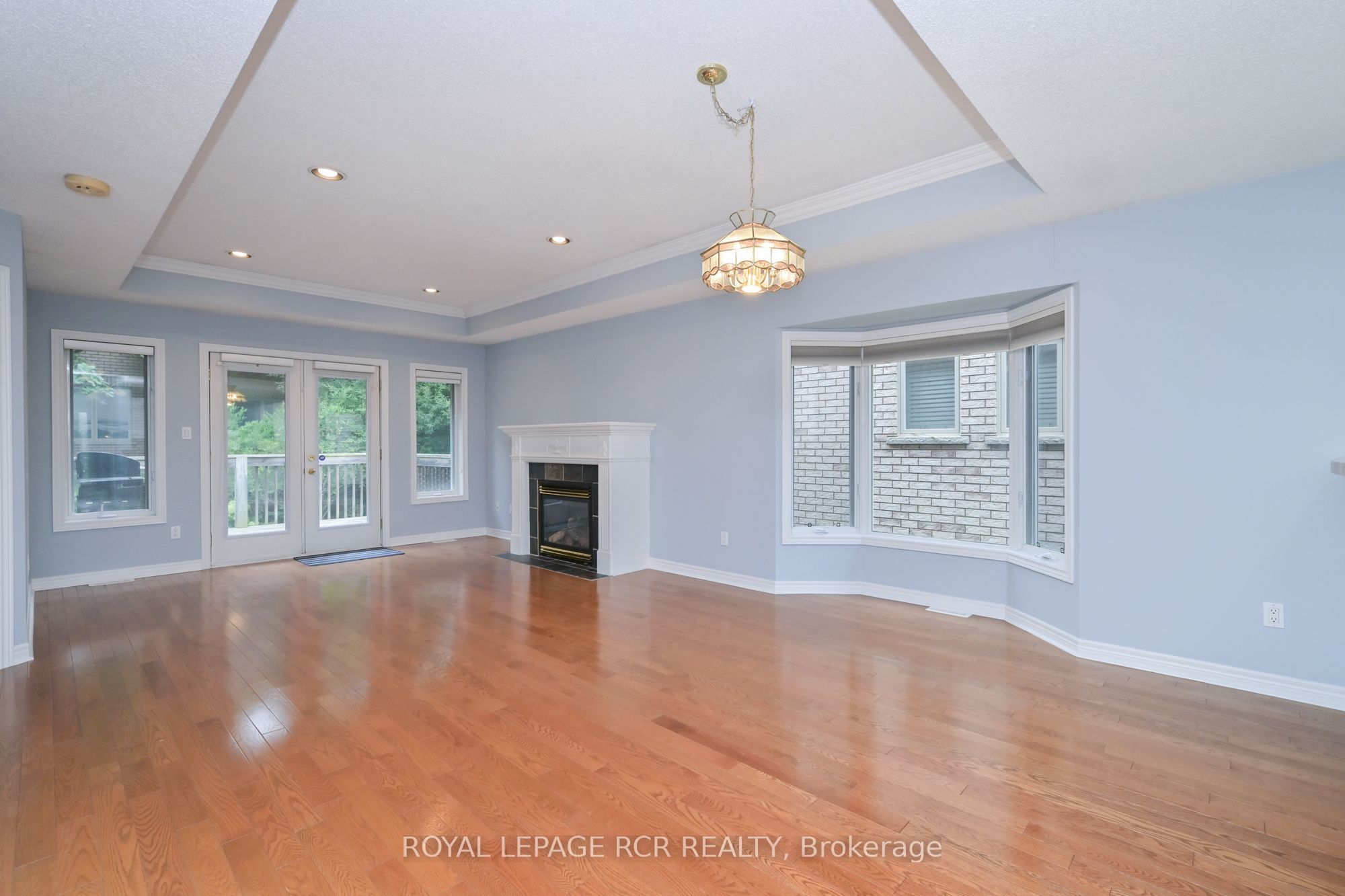 6 Artisan Lane Property Photo 10
