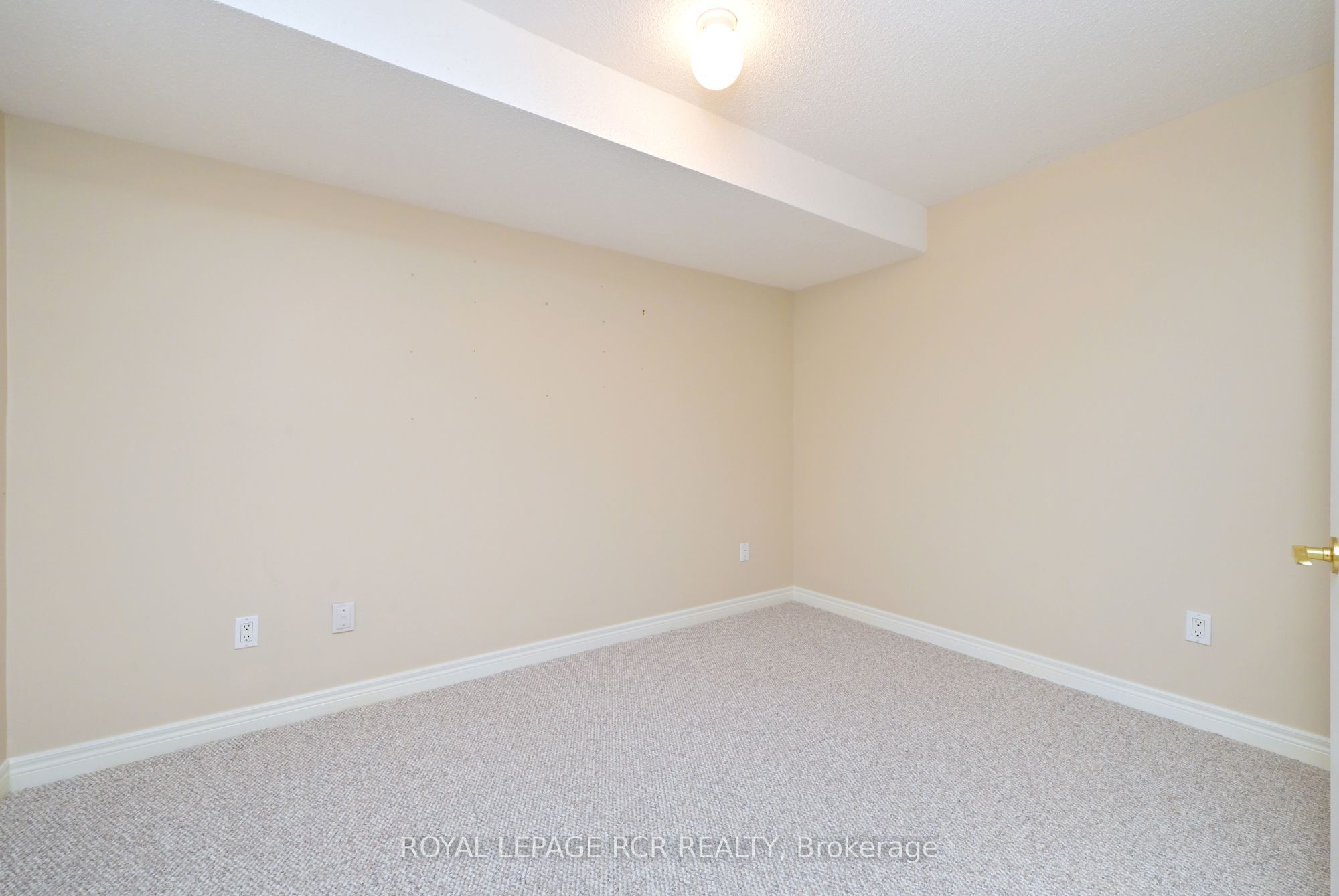 6 Artisan Lane Property Photo 30