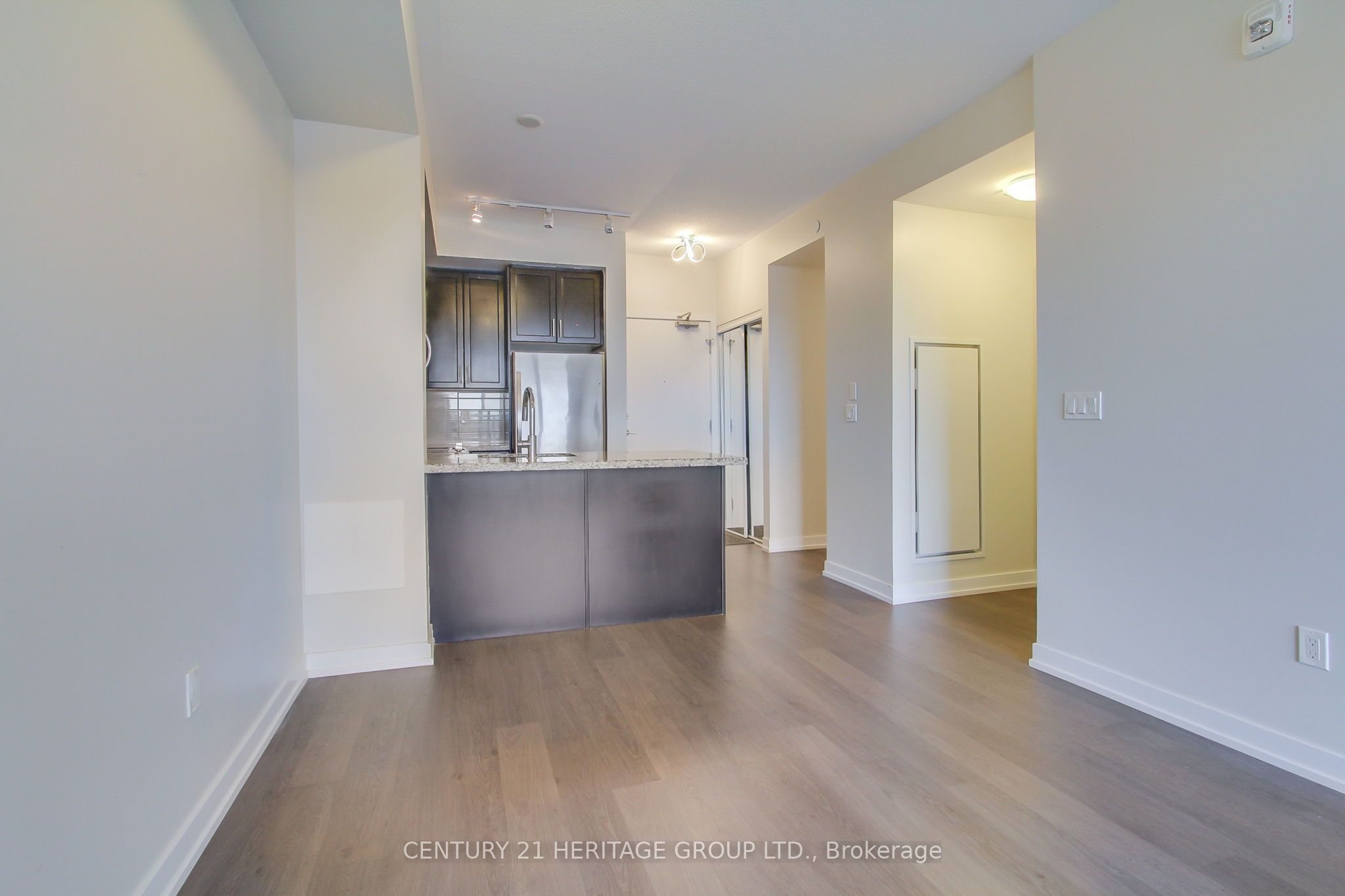 555 William Graham Drive 250 Property Photo 10