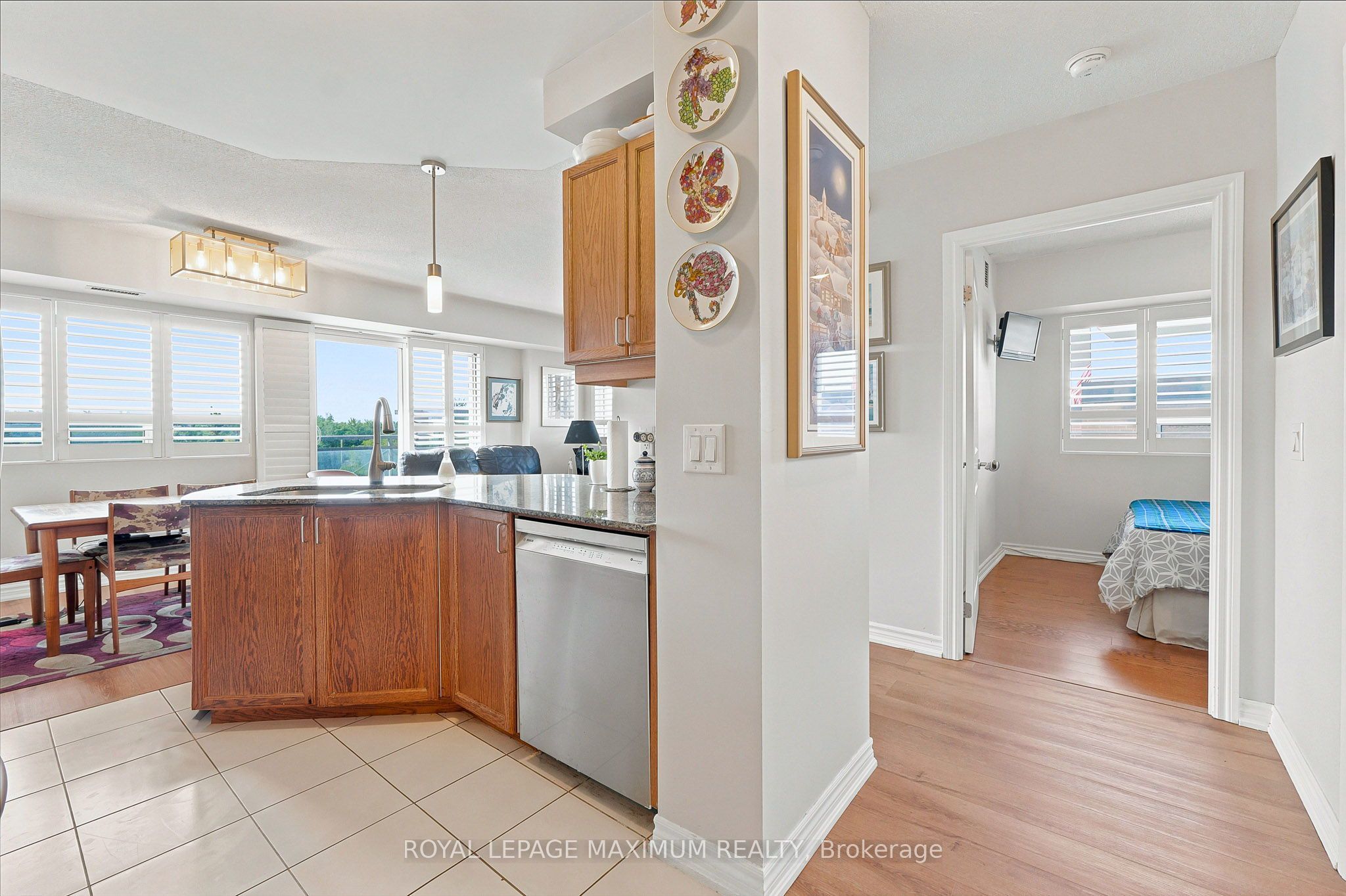 7730 Kipling Avenue 402 Property Photo 4