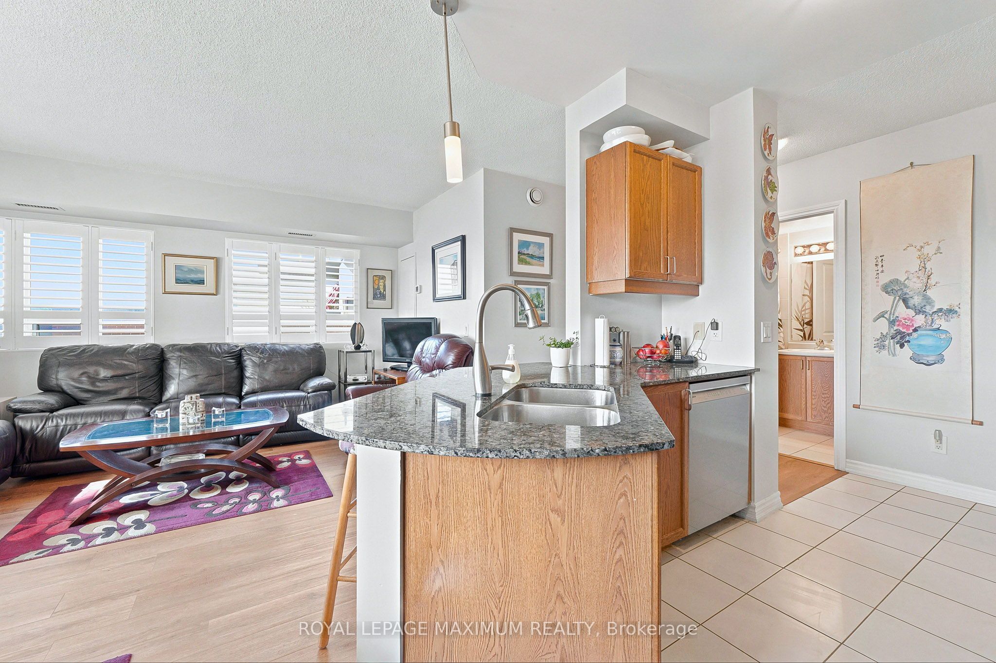 7730 Kipling Avenue 402 Property Photo 9