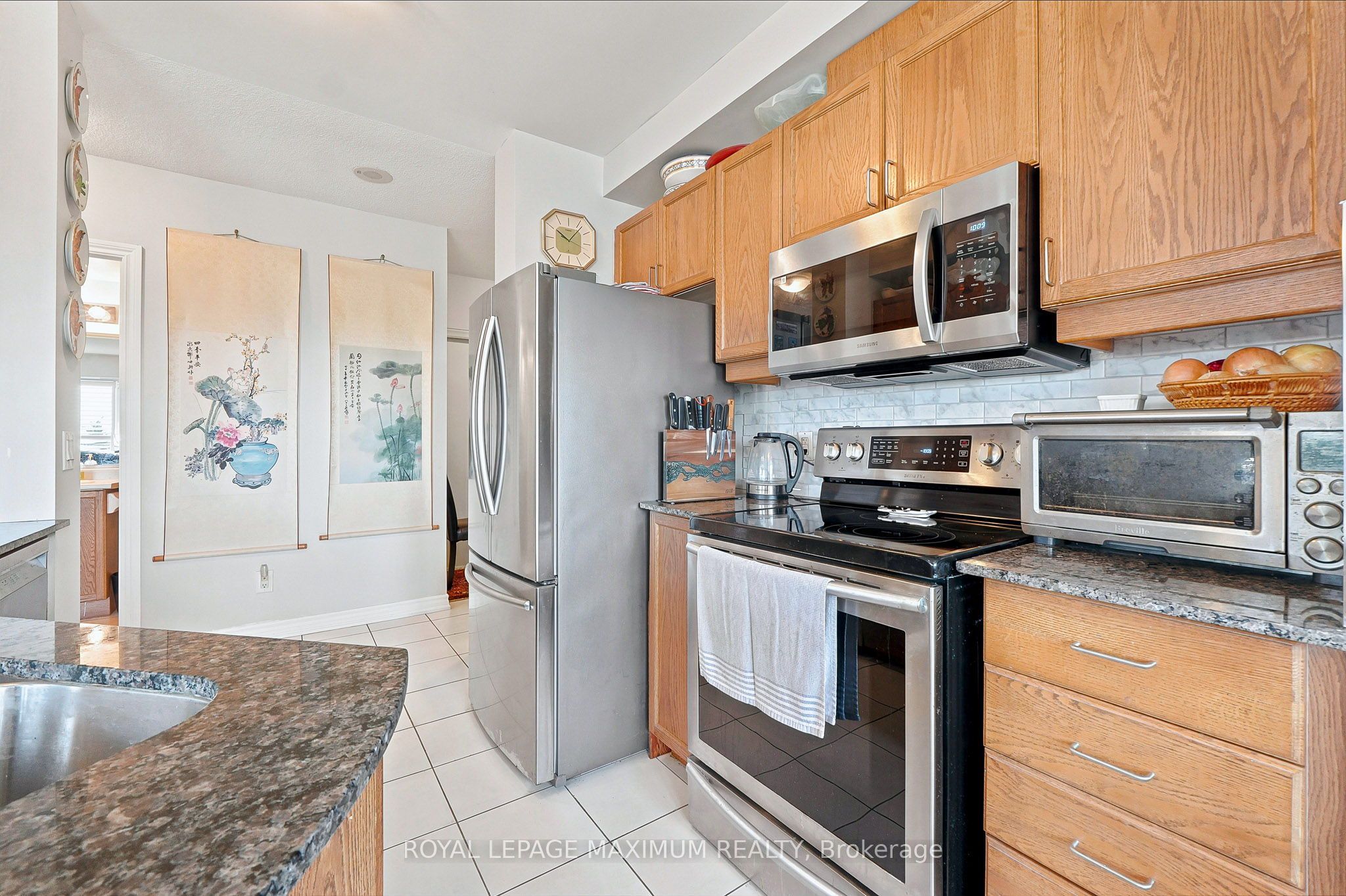 7730 Kipling Avenue 402 Property Photo 10