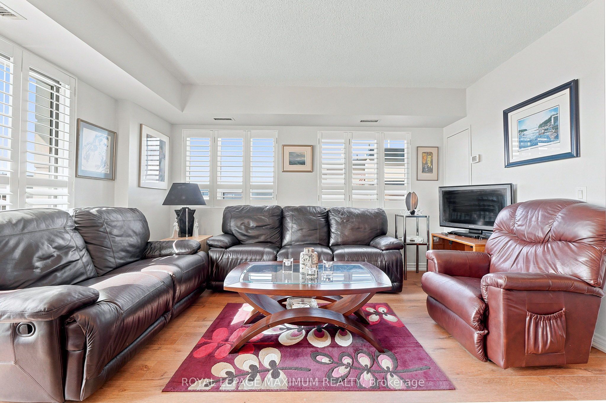 7730 Kipling Avenue 402 Property Photo 14