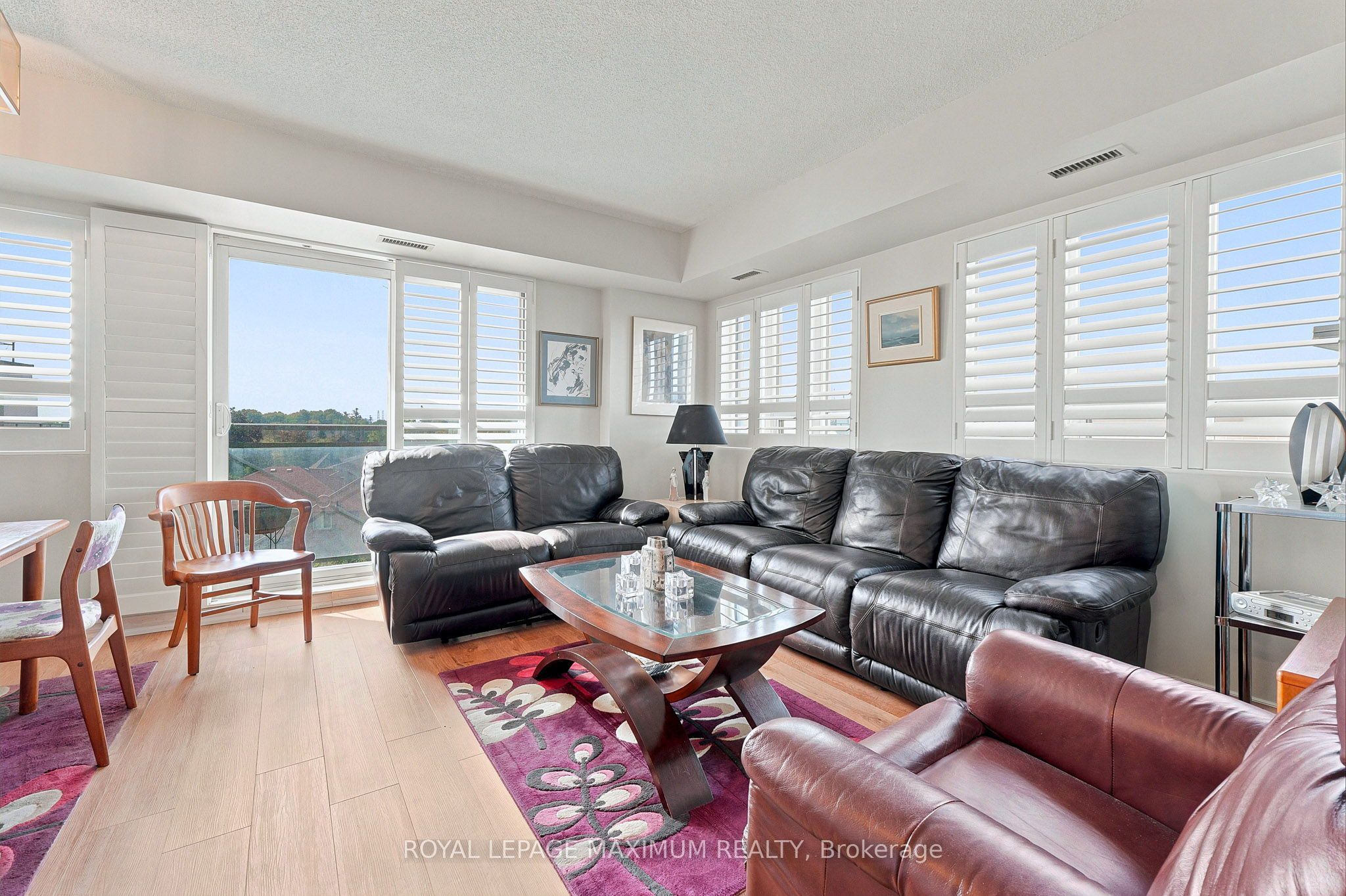7730 Kipling Avenue 402 Property Photo 15