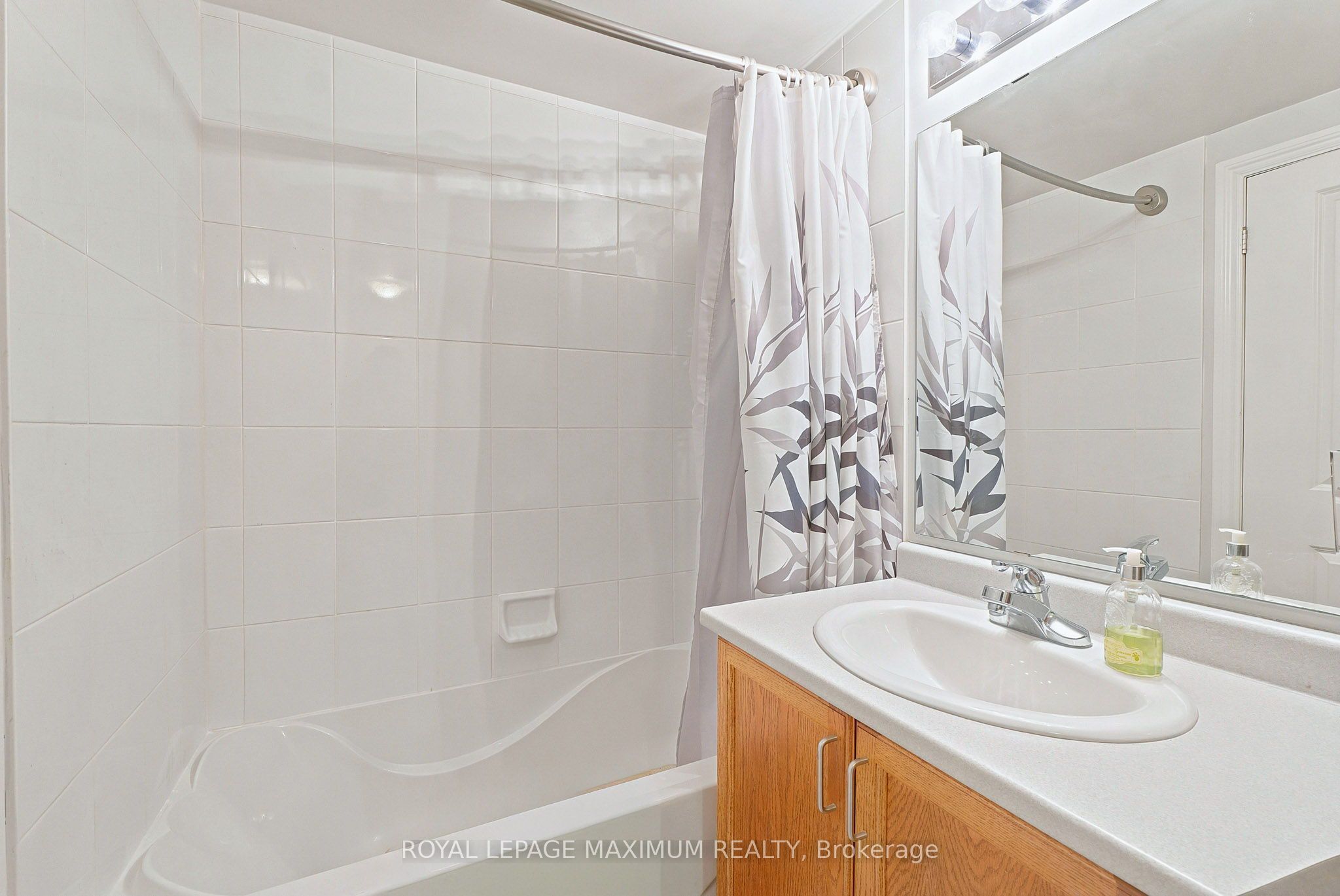7730 Kipling Avenue 402 Property Photo 20