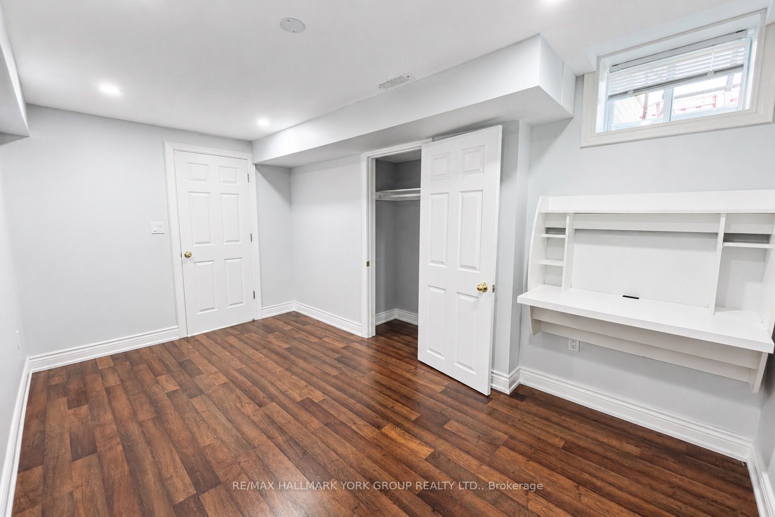 33 Deerwood Crescent Property Photo 8