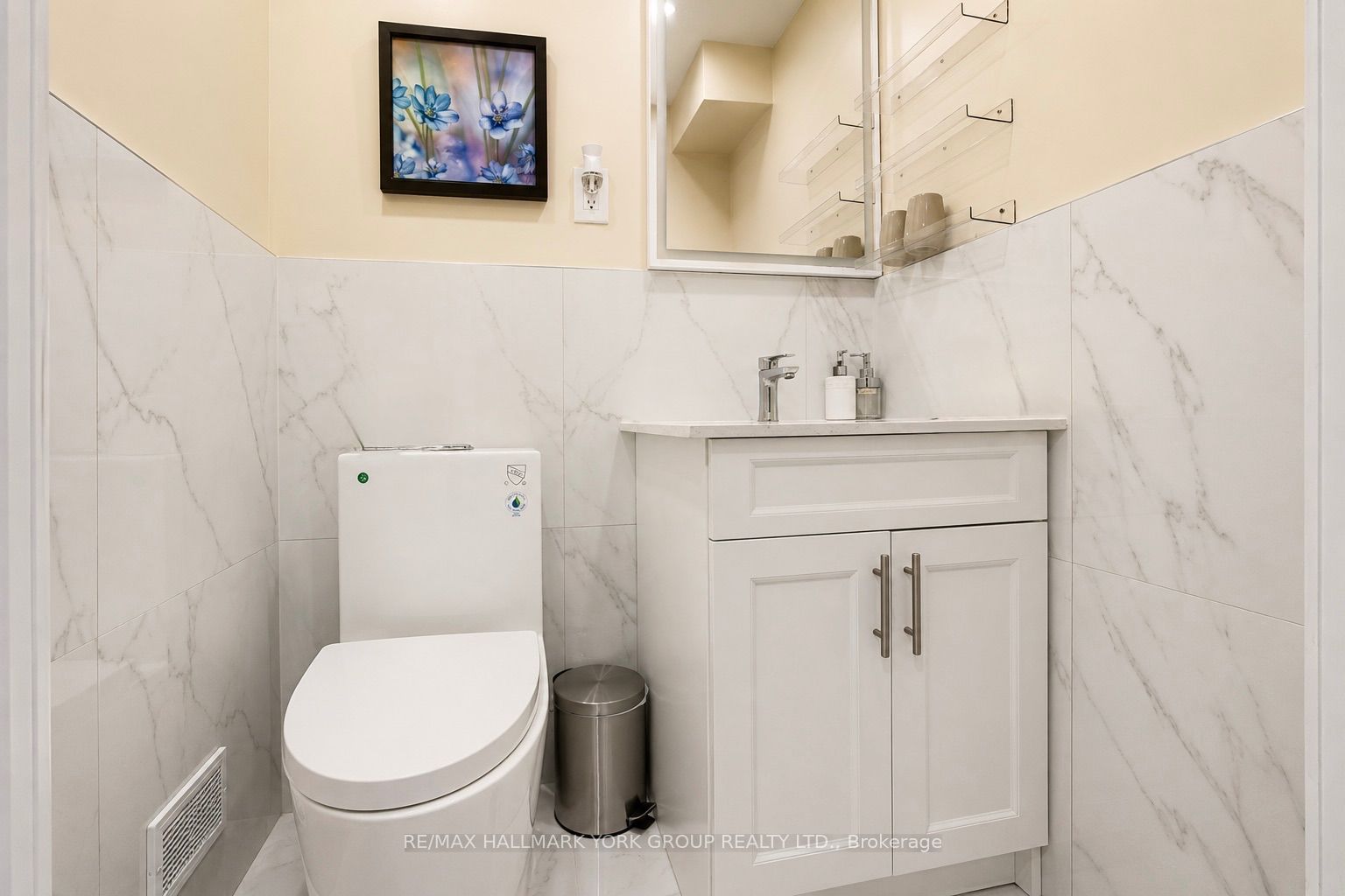 33 Deerwood Crescent Property Photo 9